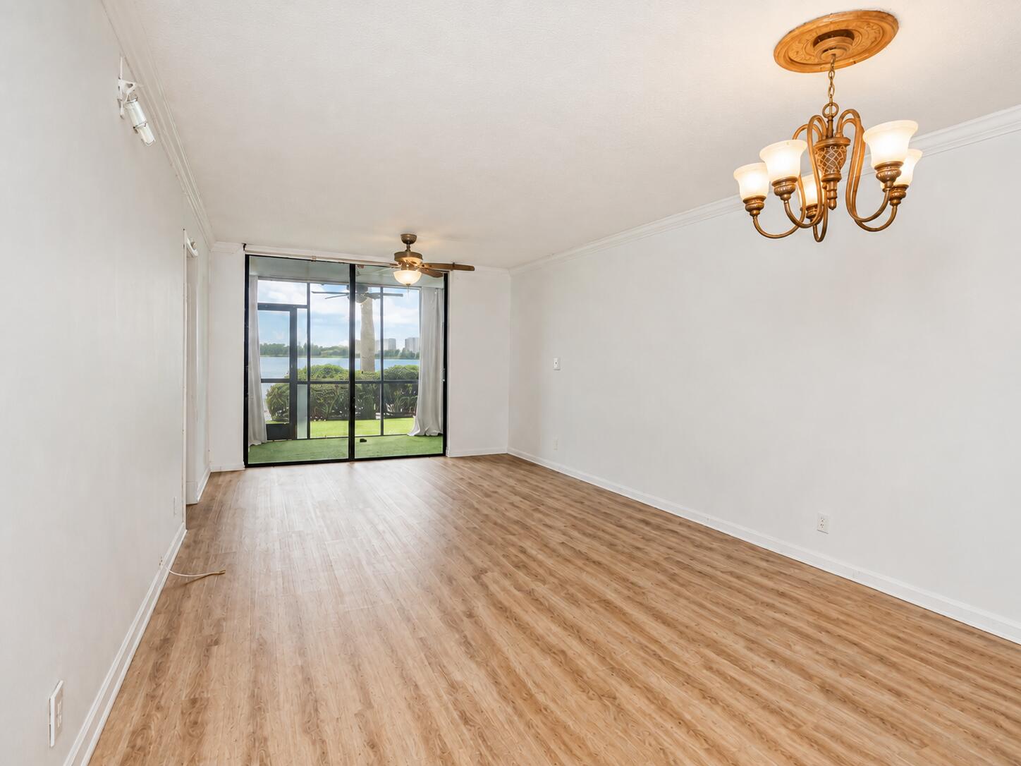 110 Lake Emerald Drive 103 Property Photo 1