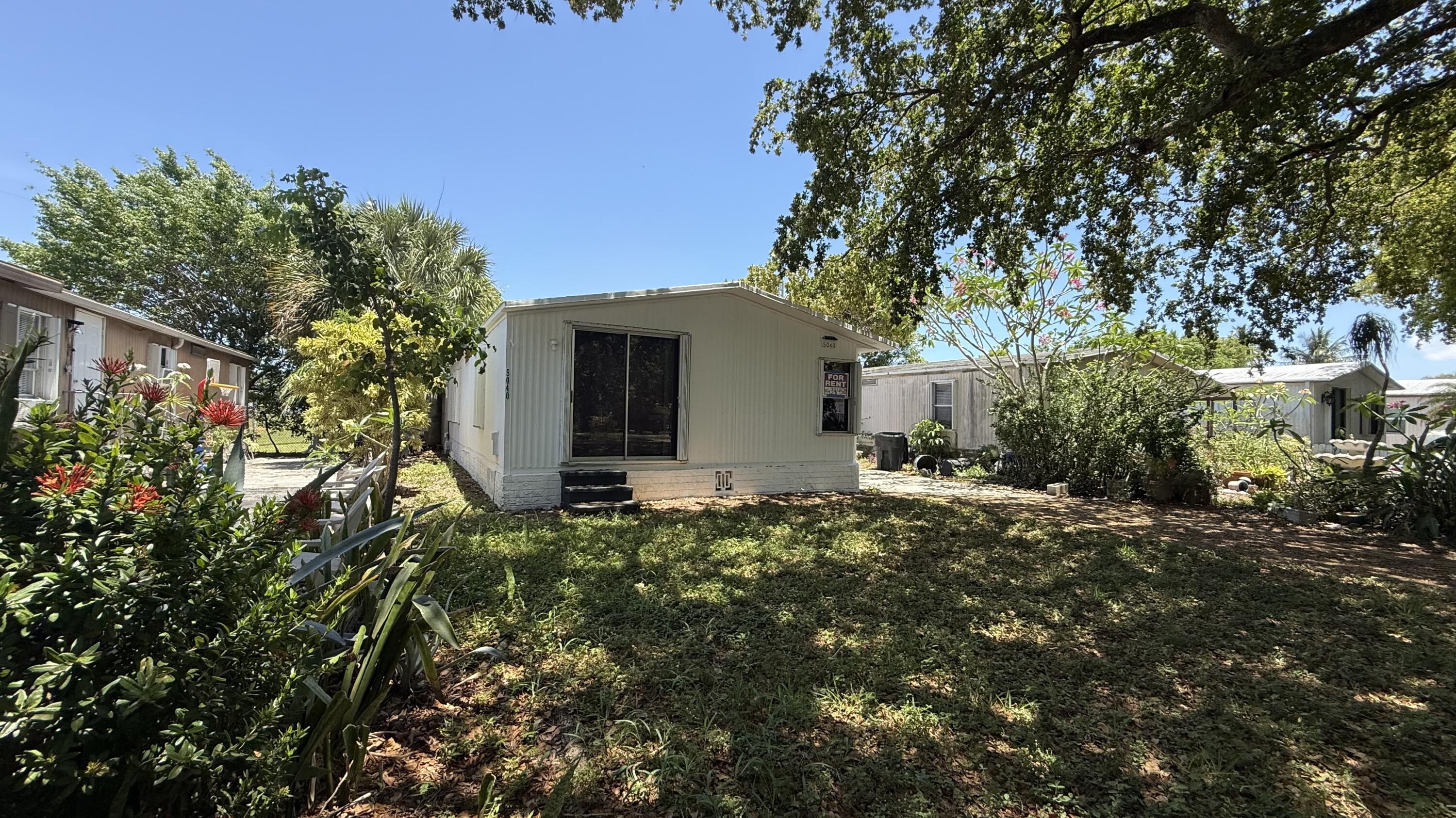 5040 Sw 30th Avenue Property Photo 6