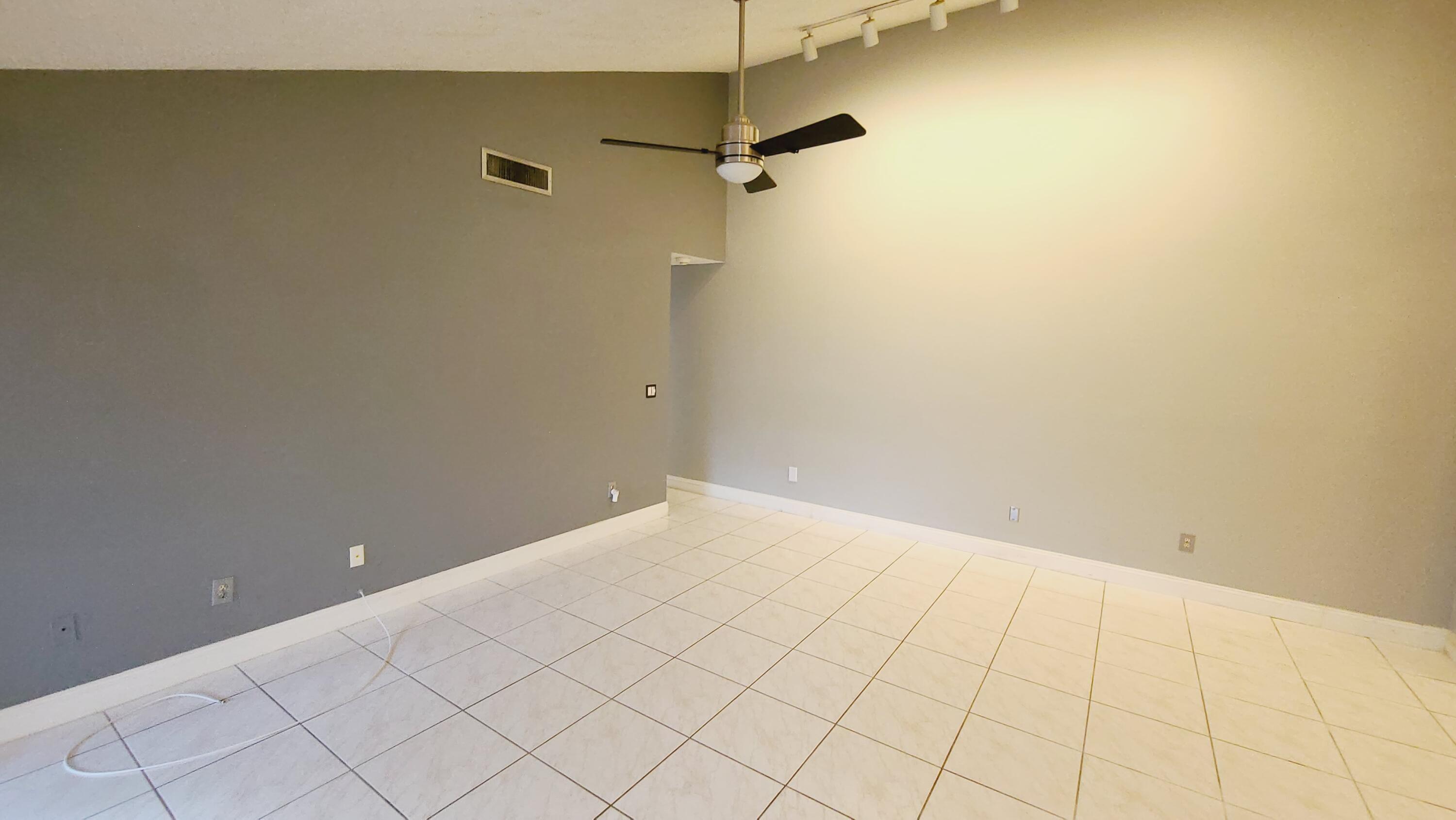 1188 Shibumy Circle C Property Photo 4