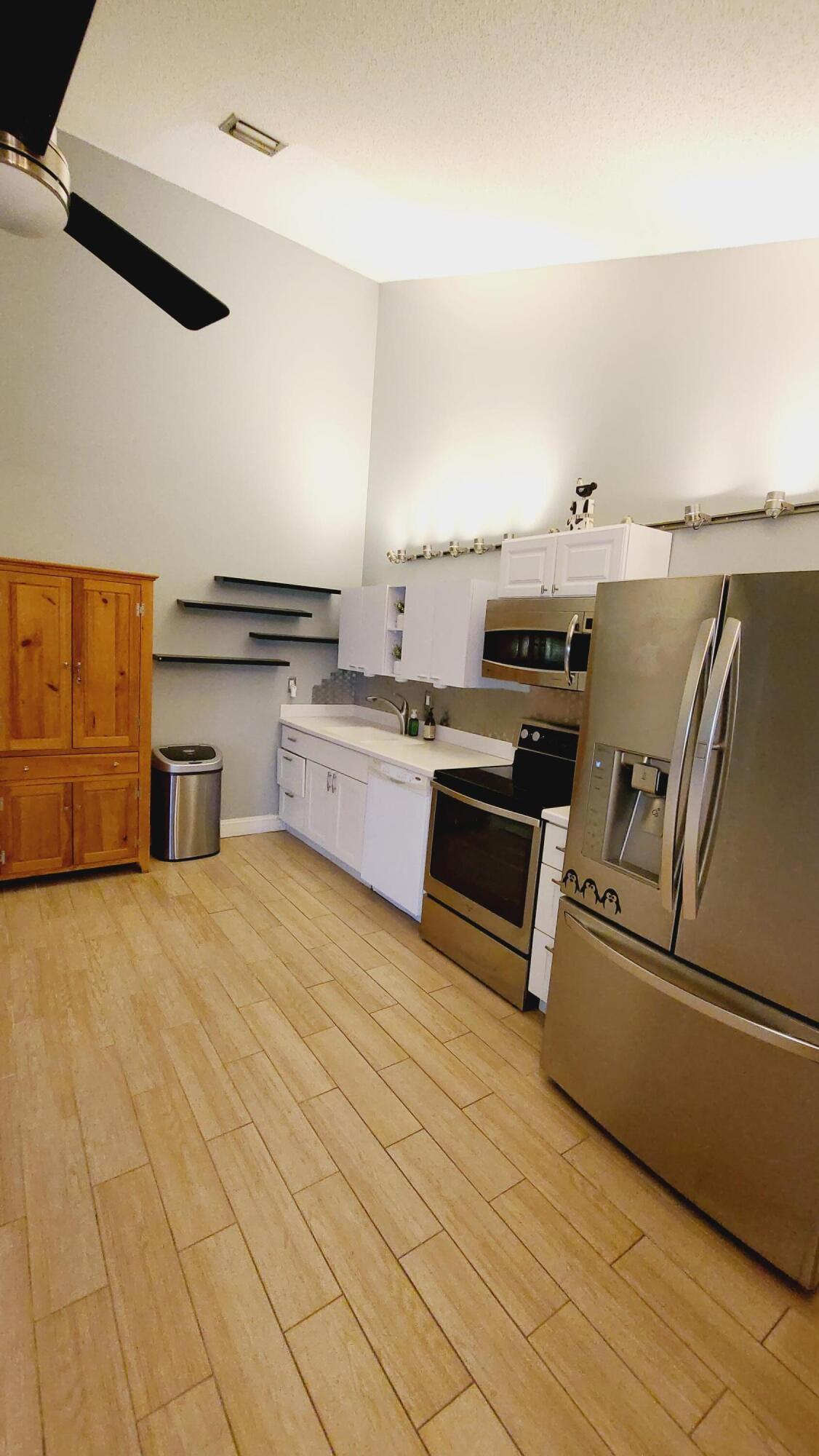 1188 Shibumy Circle C Property Photo 5
