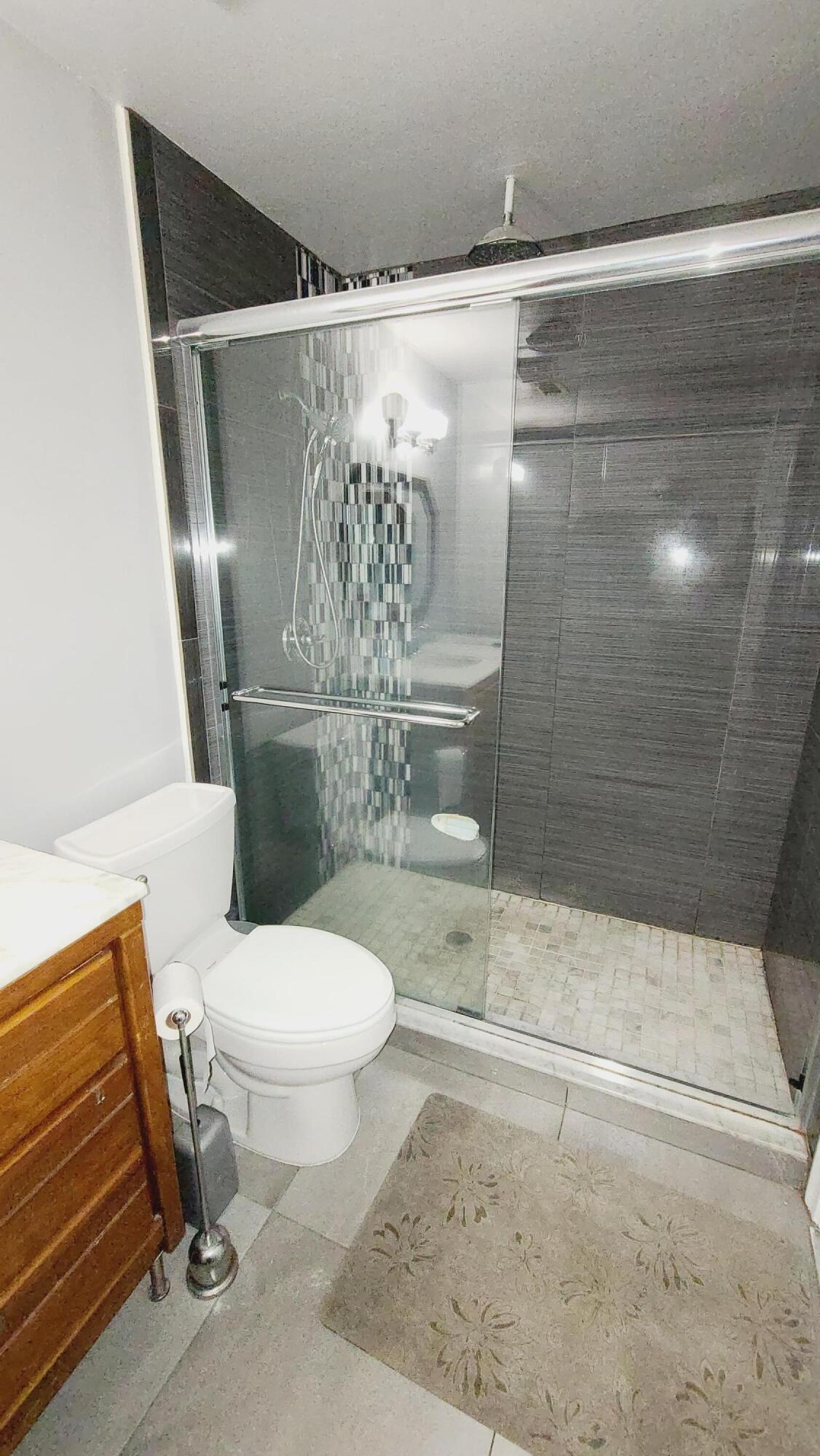 1188 Shibumy Circle C Property Photo 9