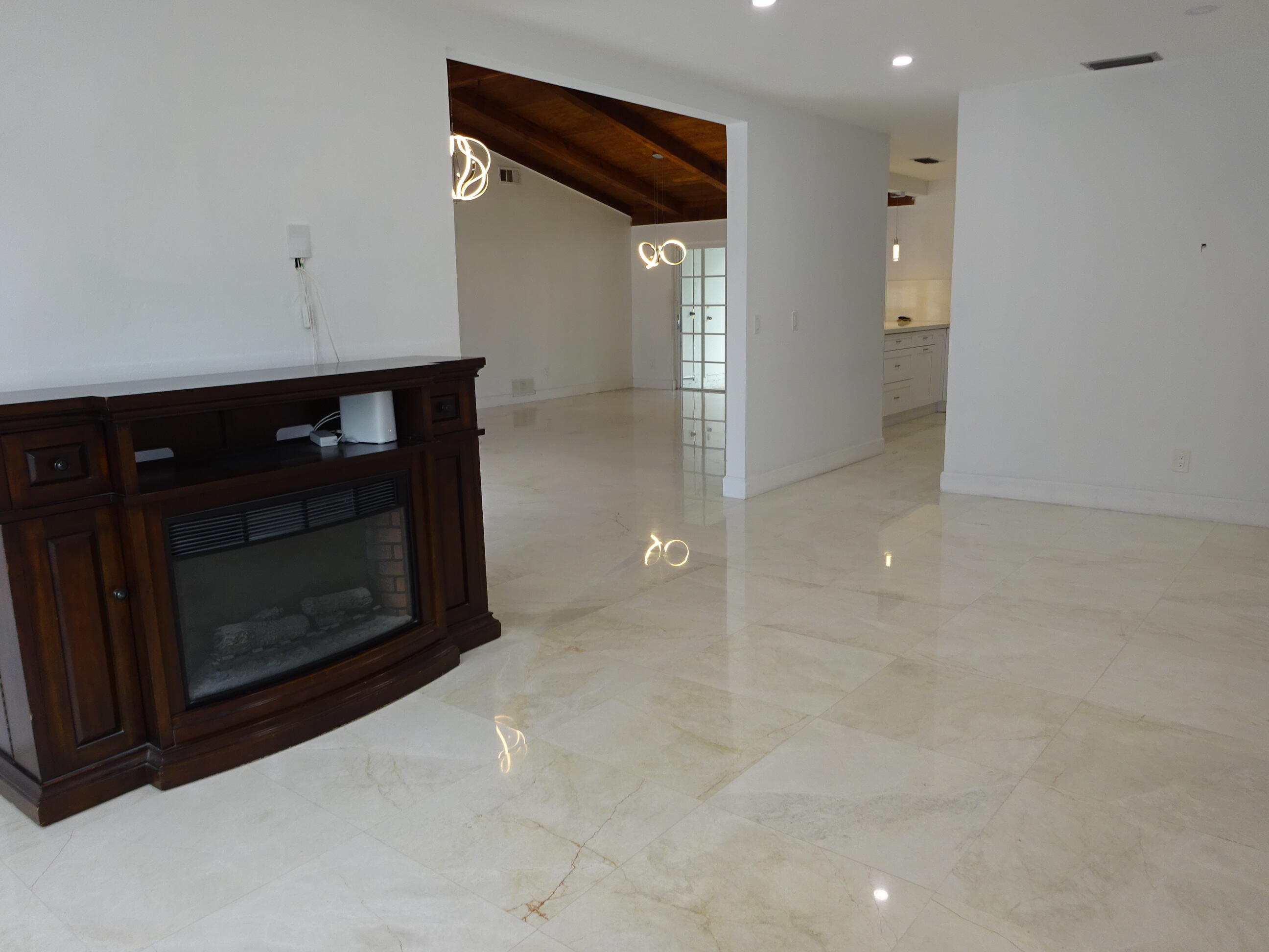 9211 S Cypress Circle Property Photo 12