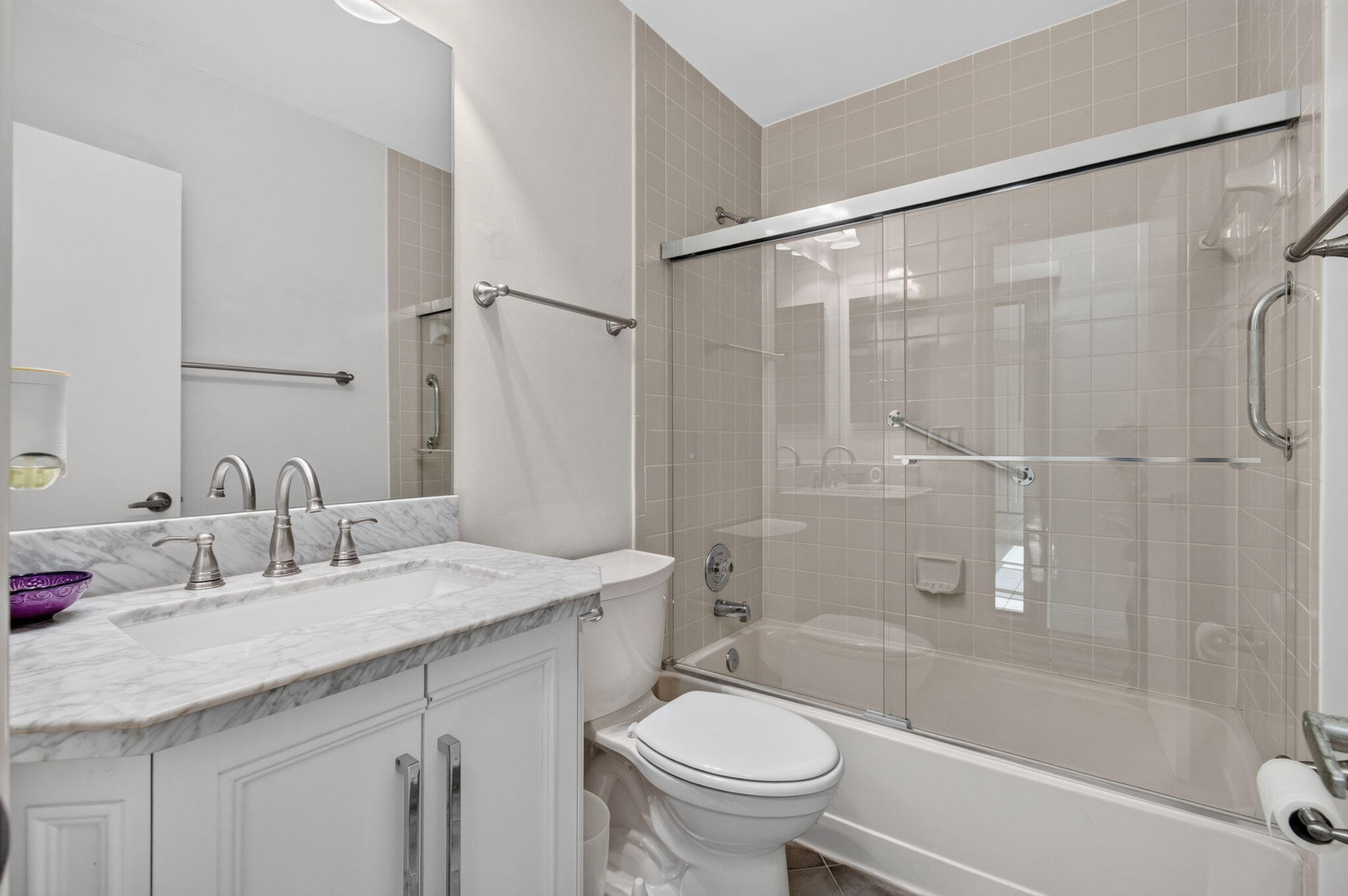 5887 Parkwalk Circle W Property Photo 21