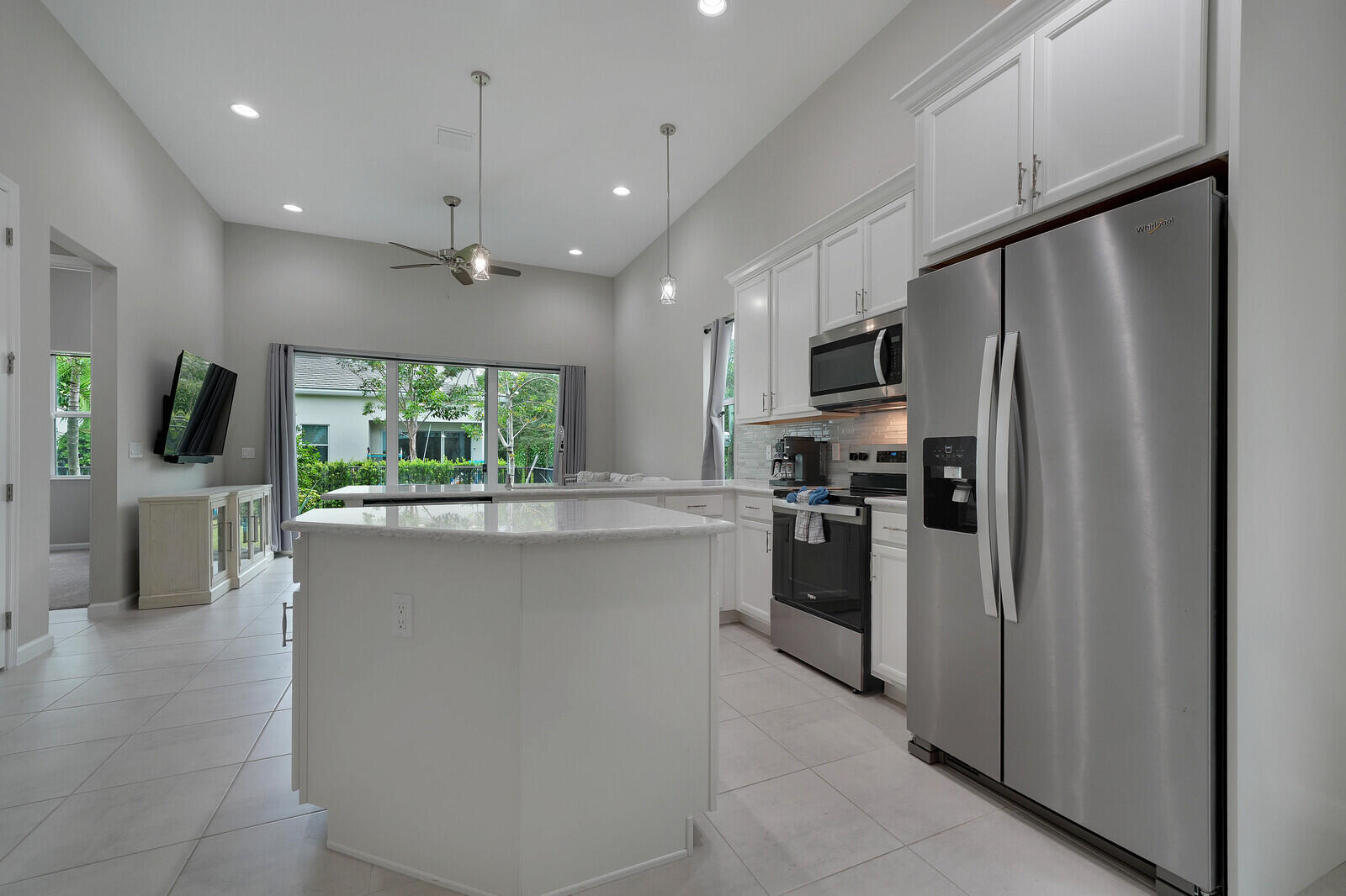16403 Helix Court Property Photo 15