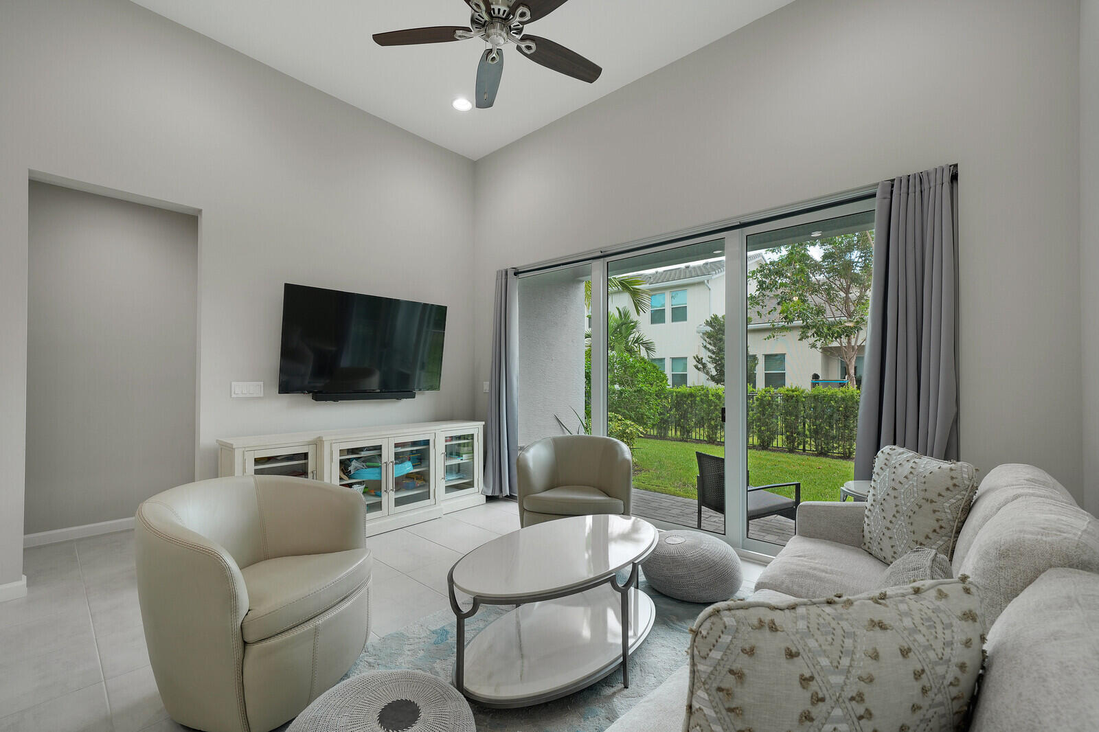 16403 Helix Court Property Photo 20