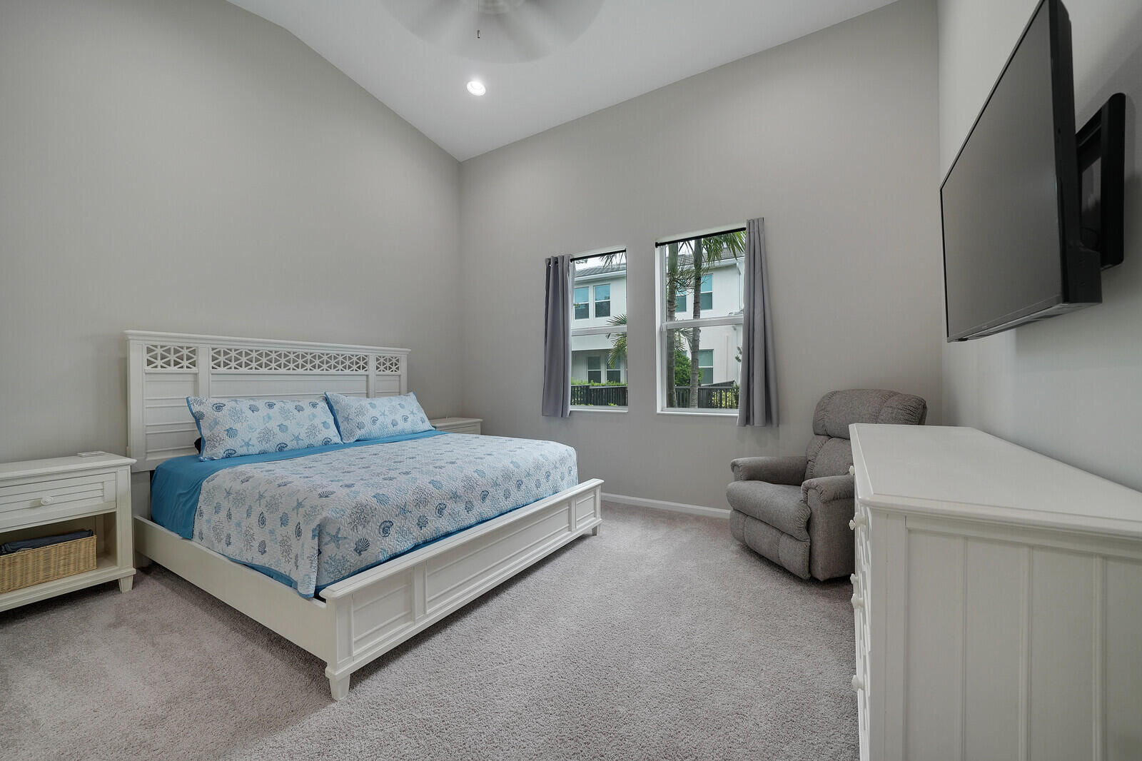 16403 Helix Court Property Photo 24