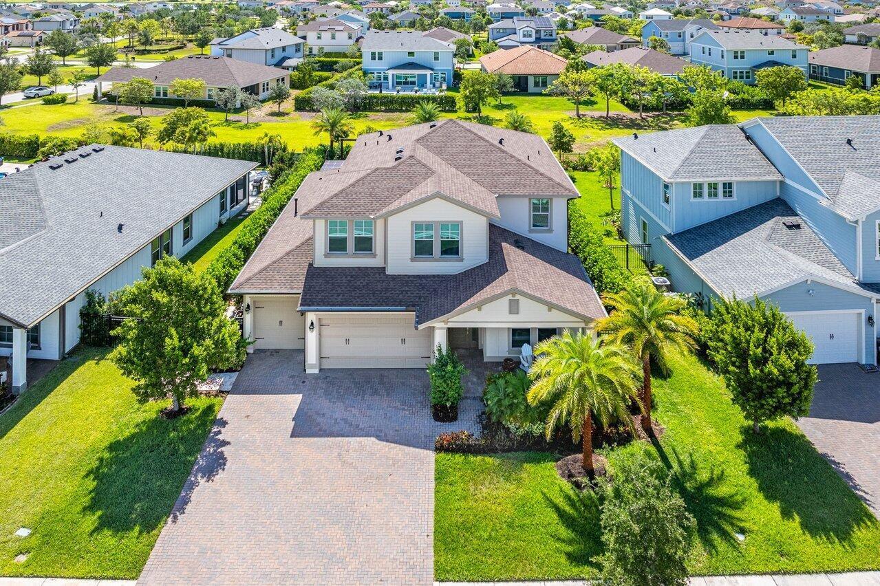 1142 Arrowhead Point Road Property Photo 1