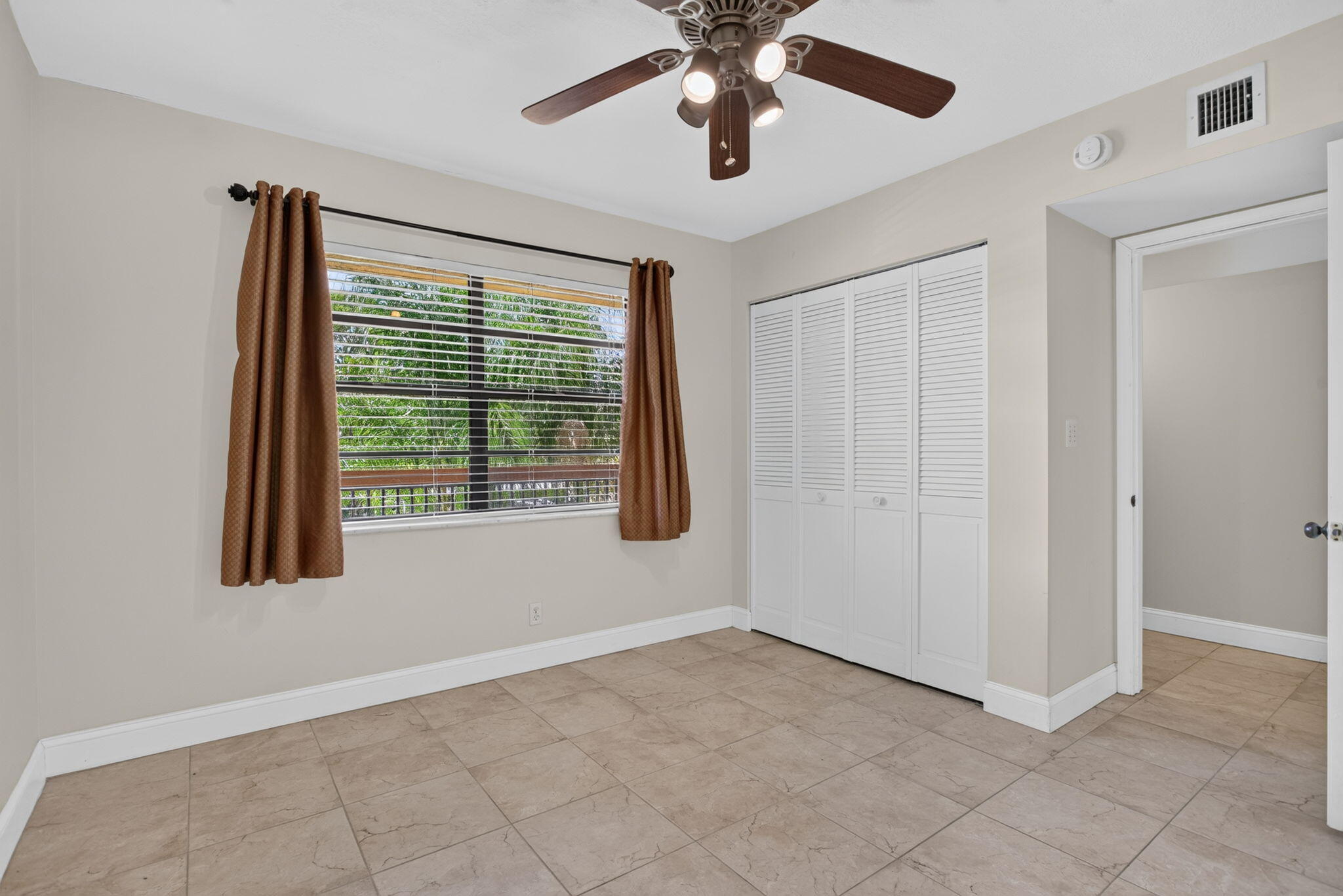2073 Coral Ridge Drive N205 Property Photo 8