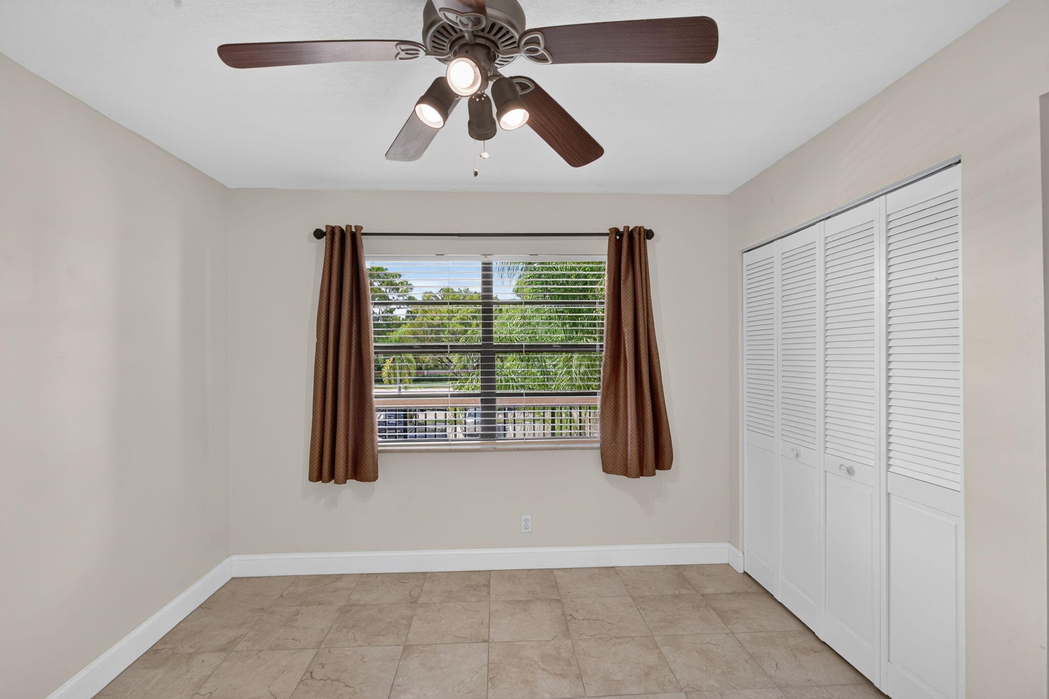 2073 Coral Ridge Drive N205 Property Photo 11