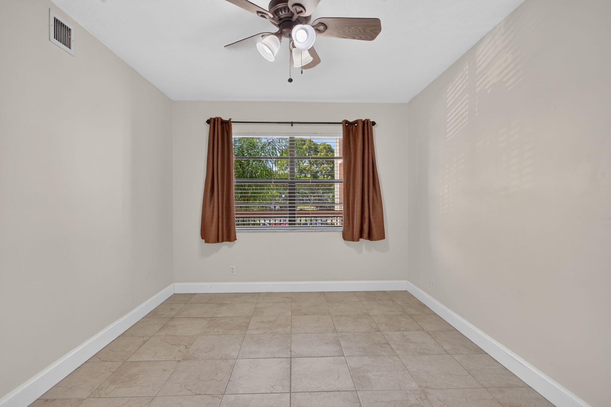2073 Coral Ridge Drive N205 Property Photo 15