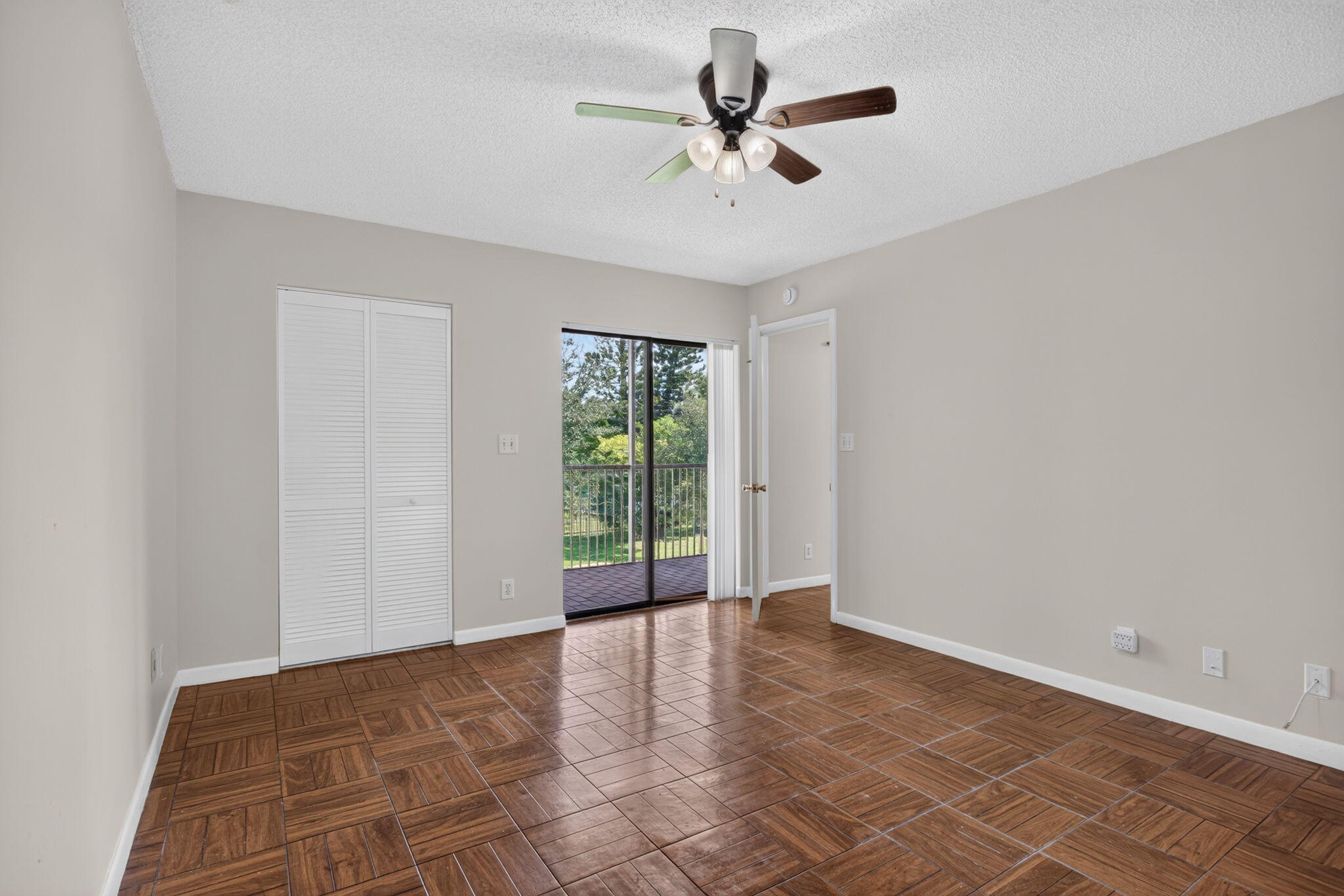 2073 Coral Ridge Drive N205 Property Photo 25