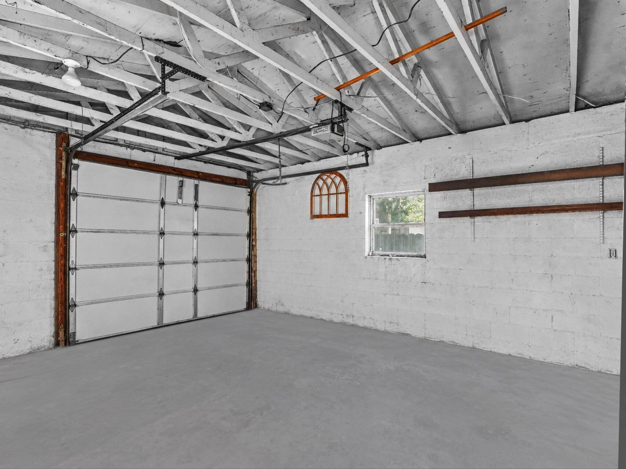 9 Nw Avenue D Property Photo 4