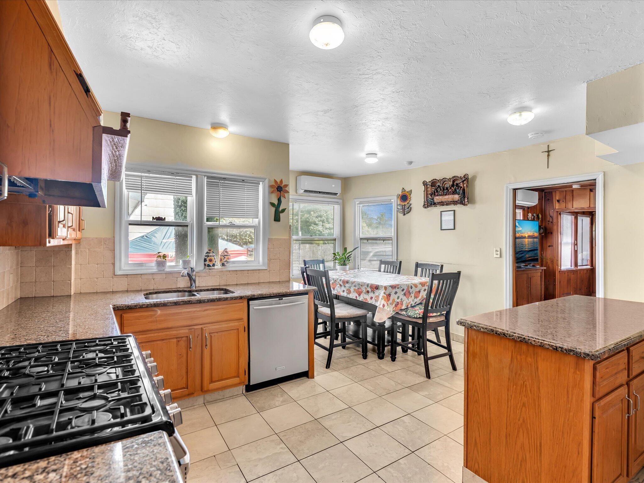 9 Nw Avenue D Property Photo 21