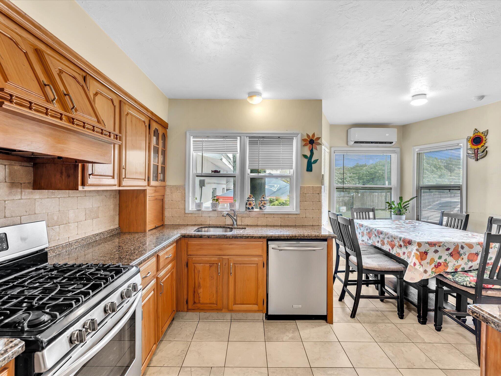 9 Nw Avenue D Property Photo 22