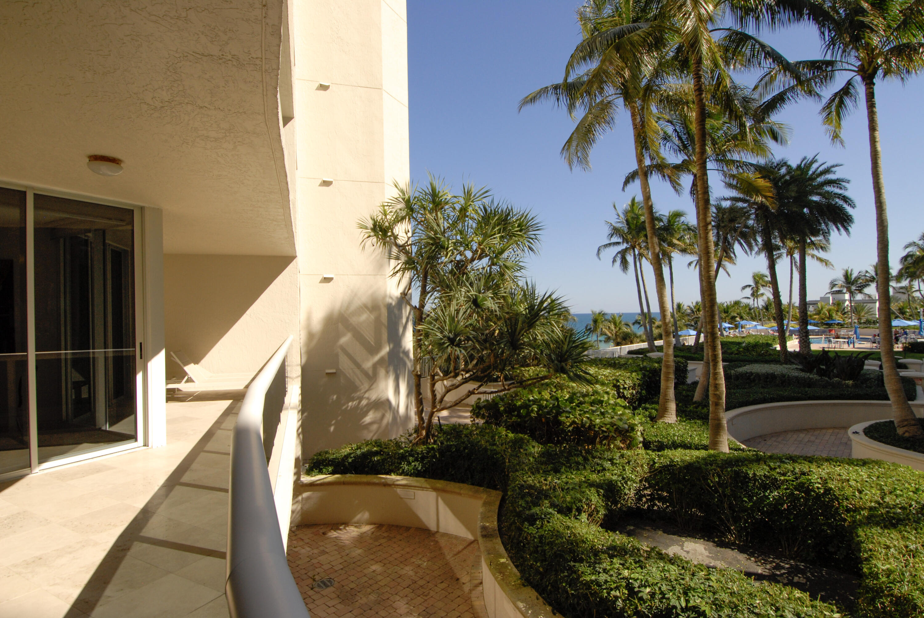 3200 N Ocean Boulevard 406 Property Photo 3