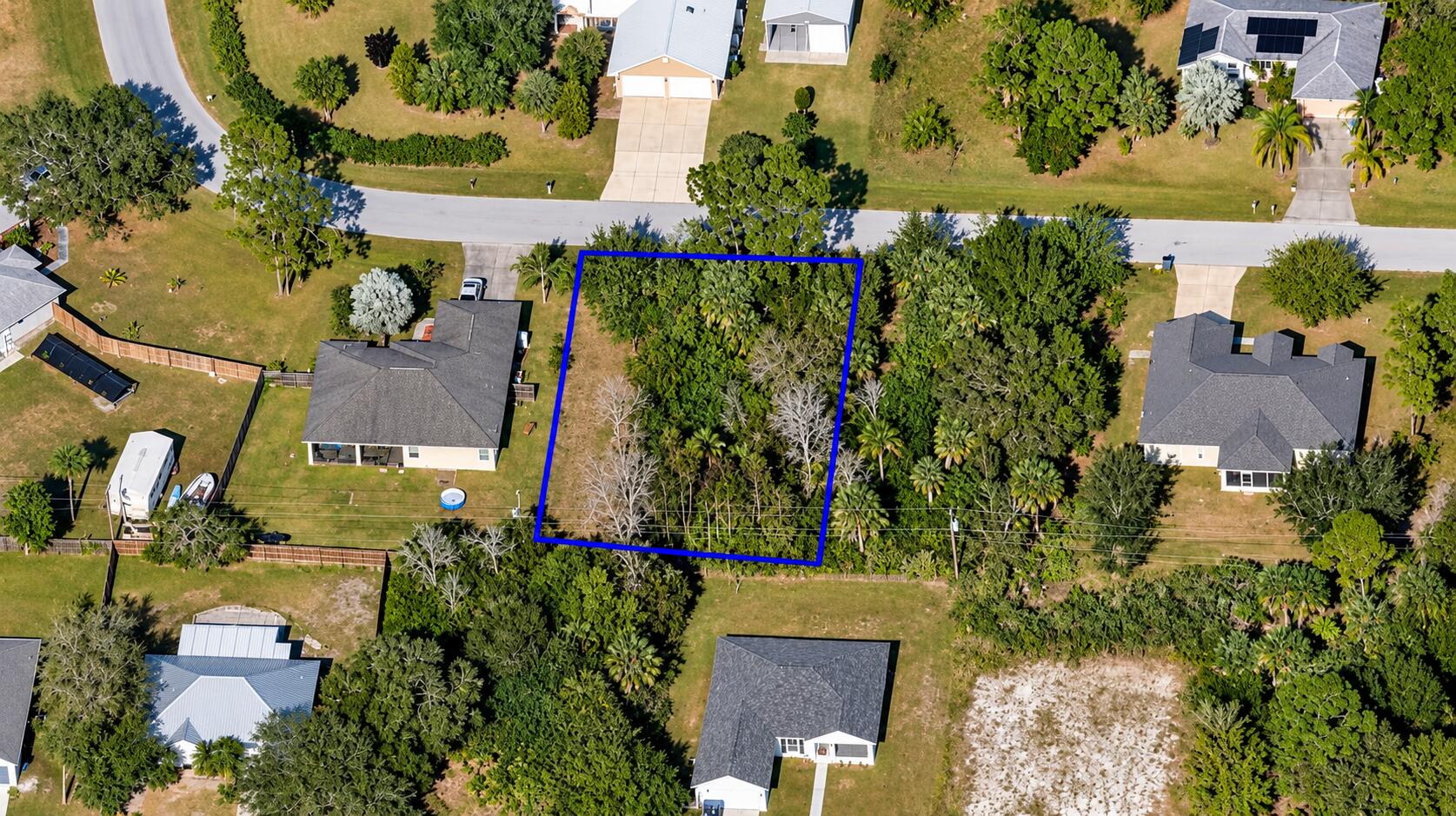 1066 Webster Road Se Property Photo 1