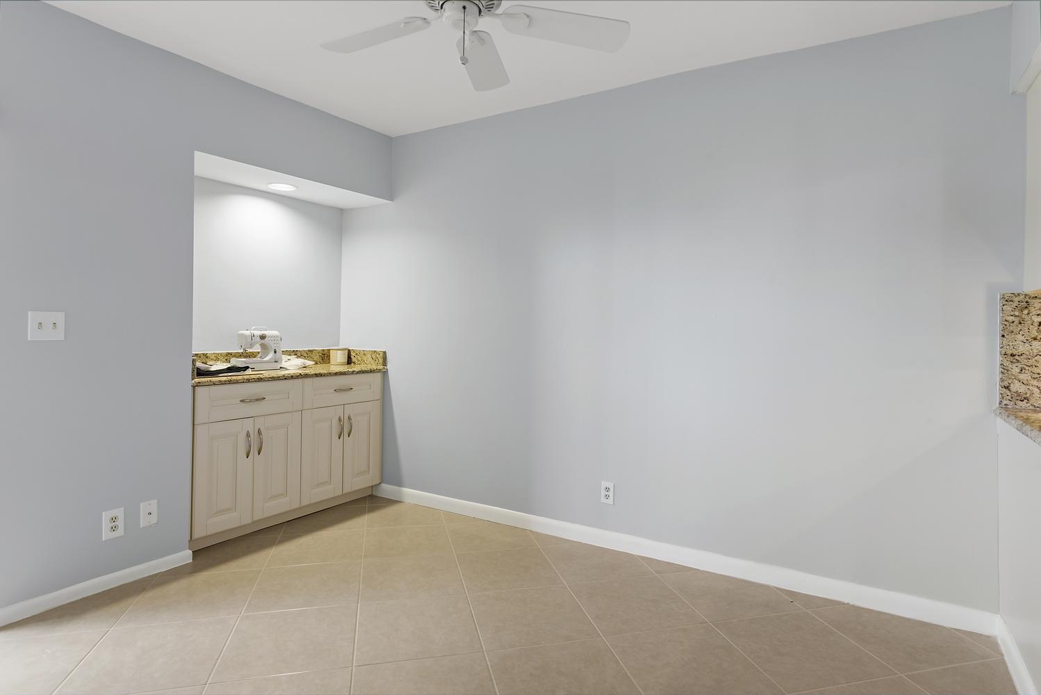1605 S Us Highway 1 B404 Property Photo 6