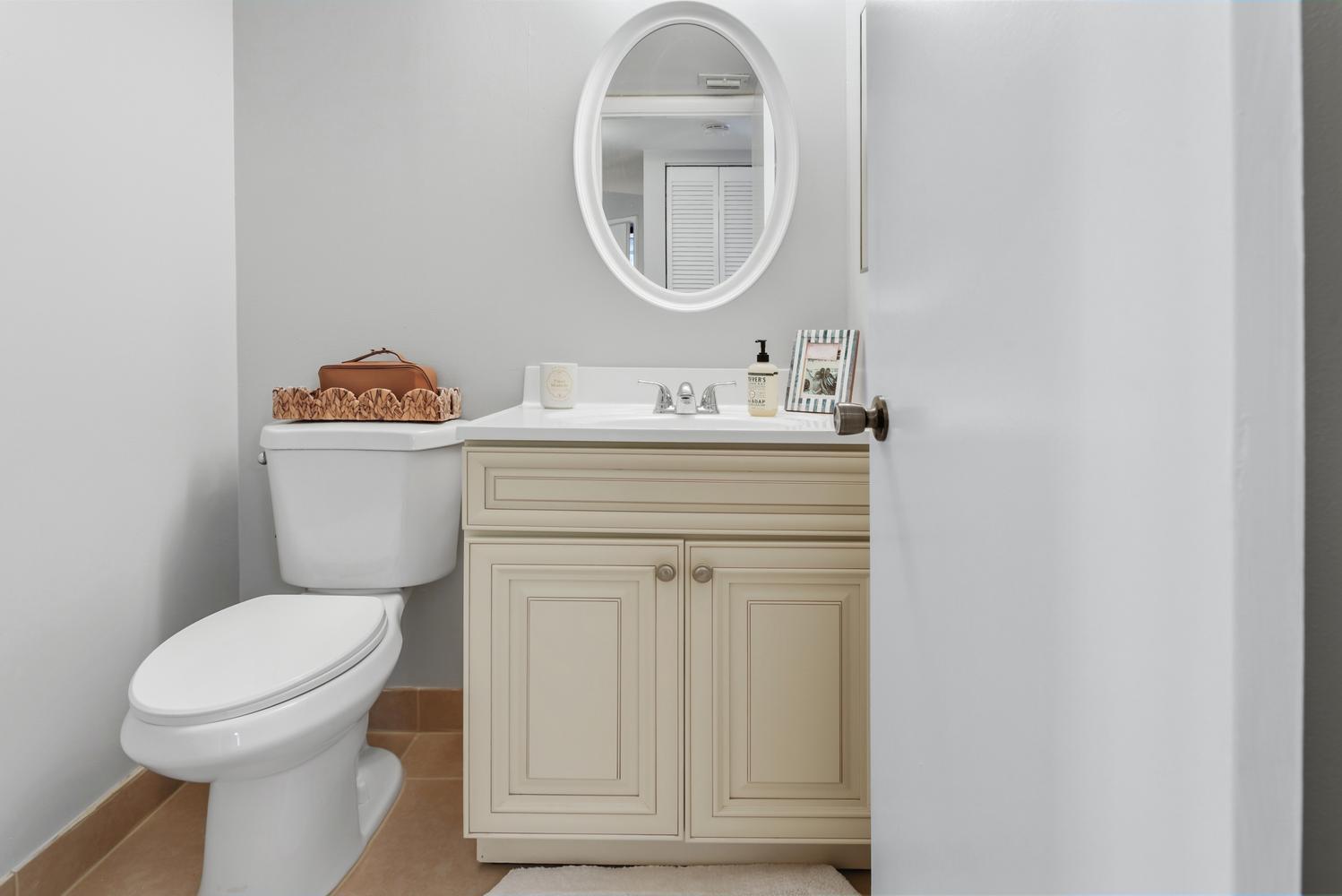 1605 S Us Highway 1 B404 Property Photo 9