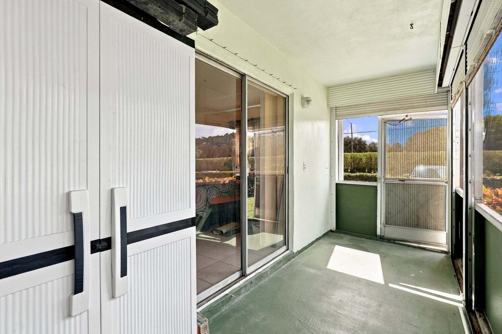 532 Capri L Property Photo 23