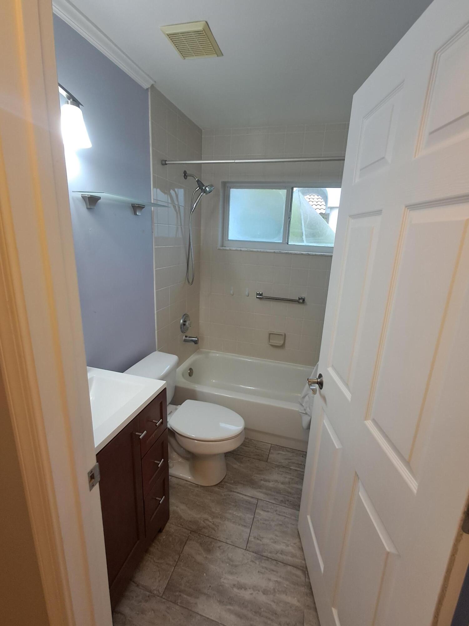 1569 Carriage Brooke Drive Property Photo 9
