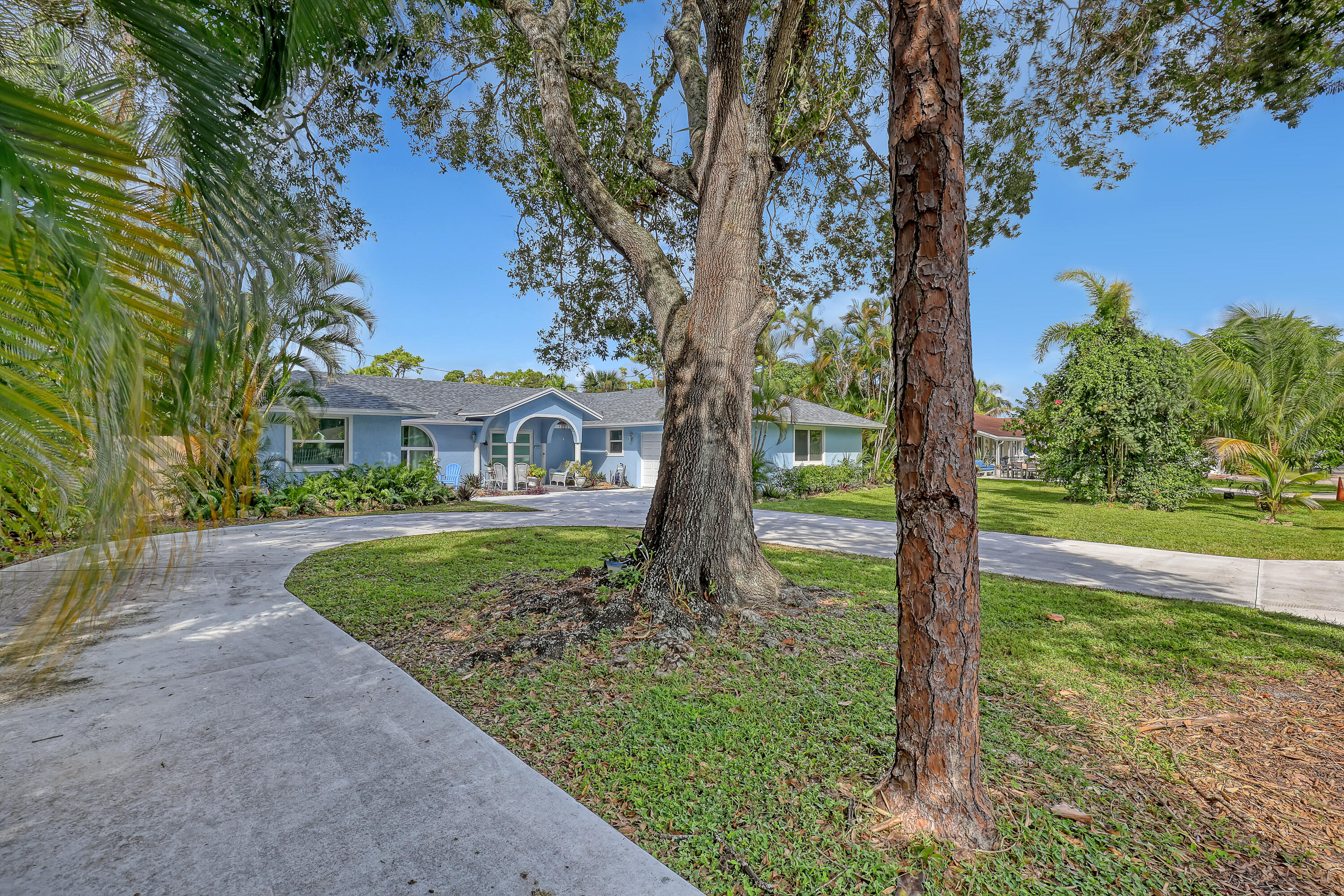 799 Huff Road Property Photo 1