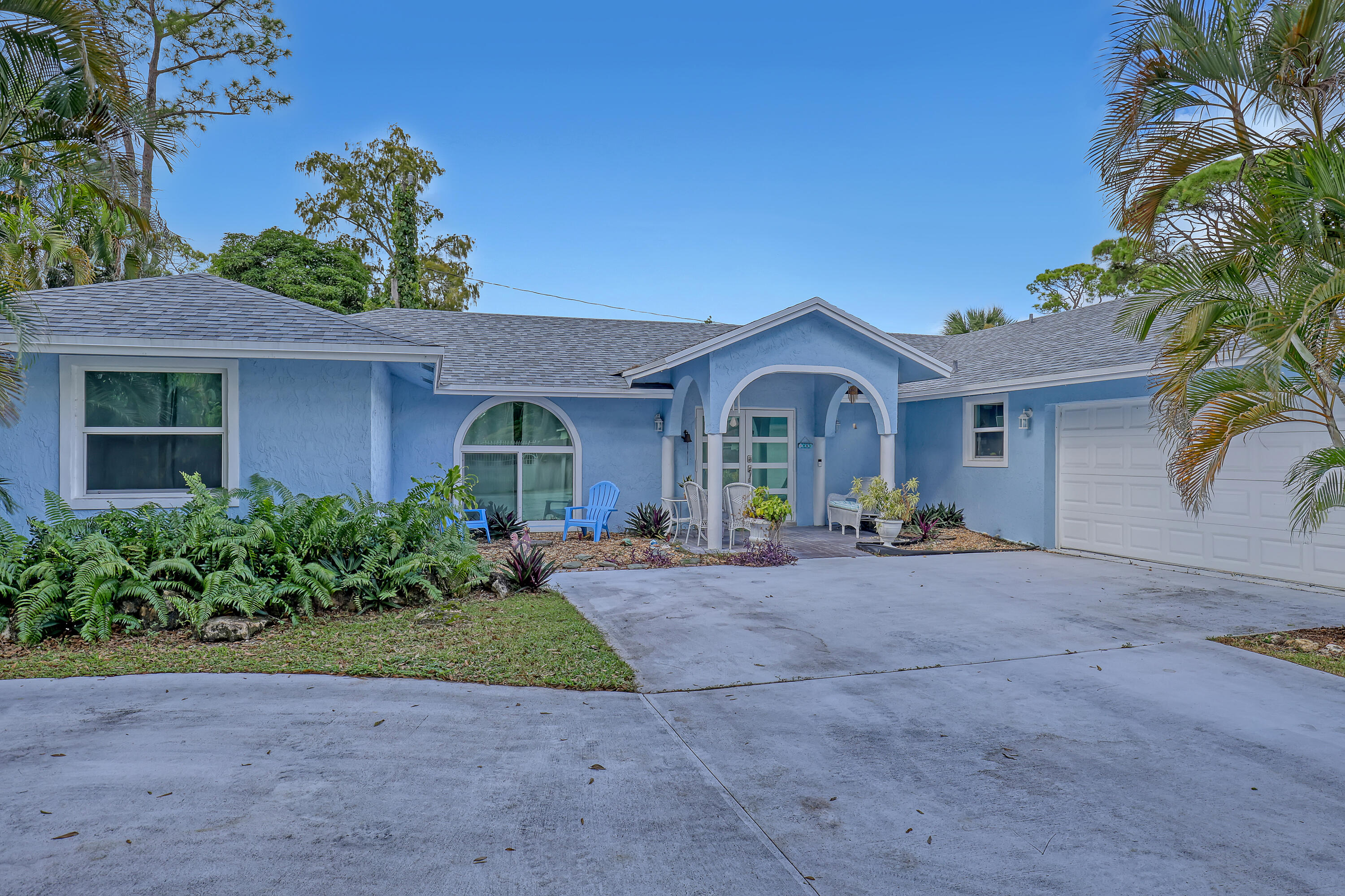 799 Huff Road Property Photo 4