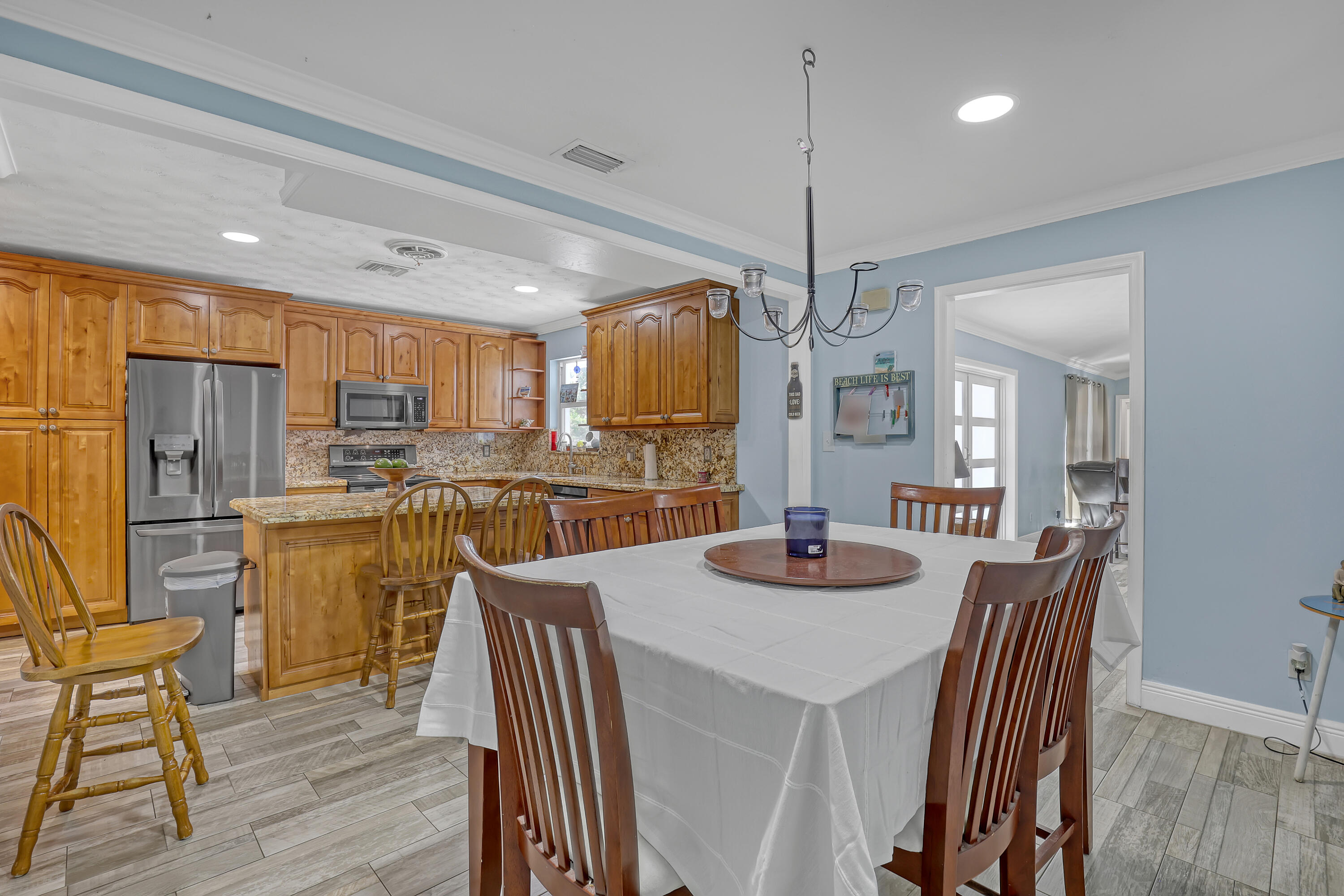 799 Huff Road Property Photo 15