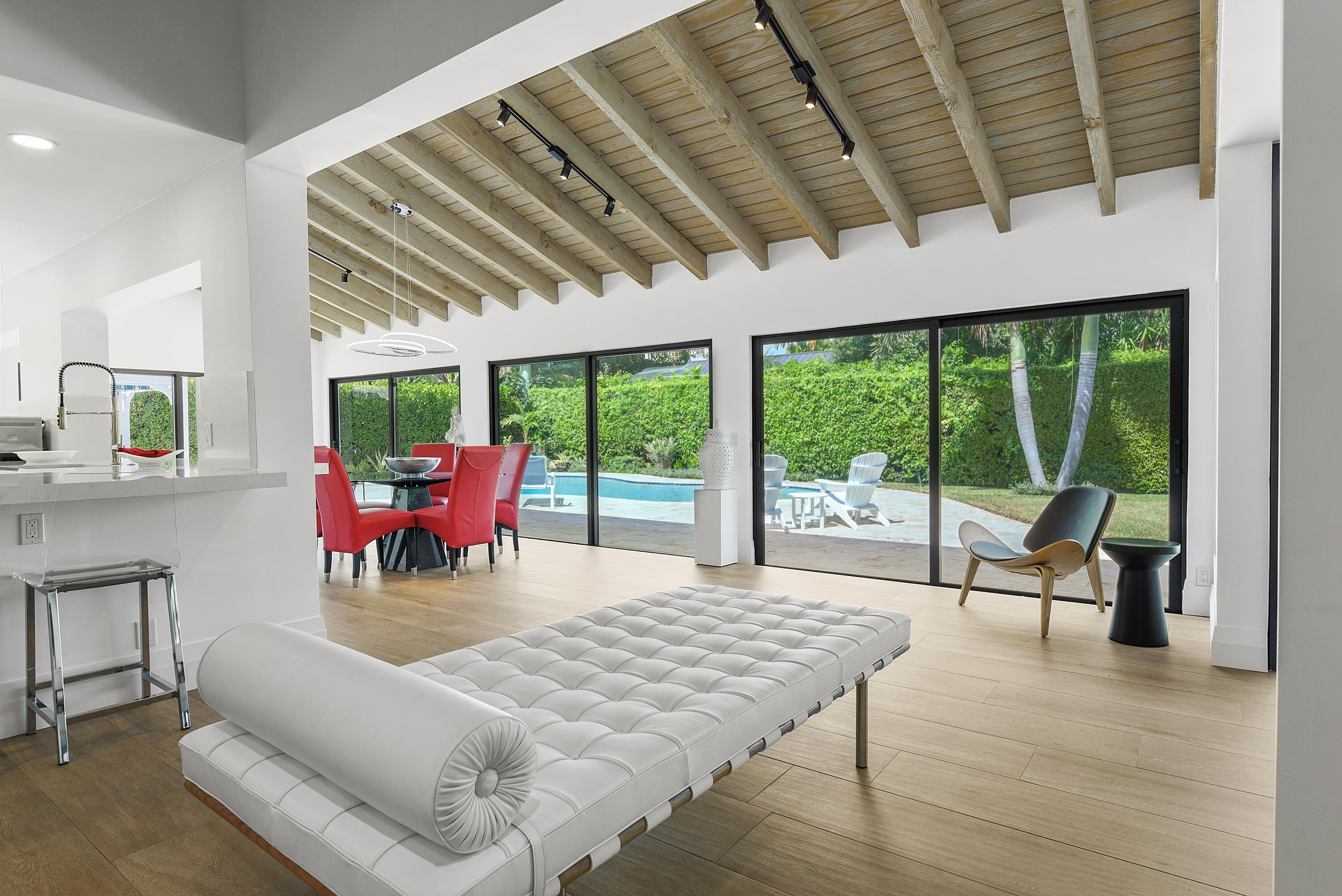 4561 Oak Tree Court Property Photo 13