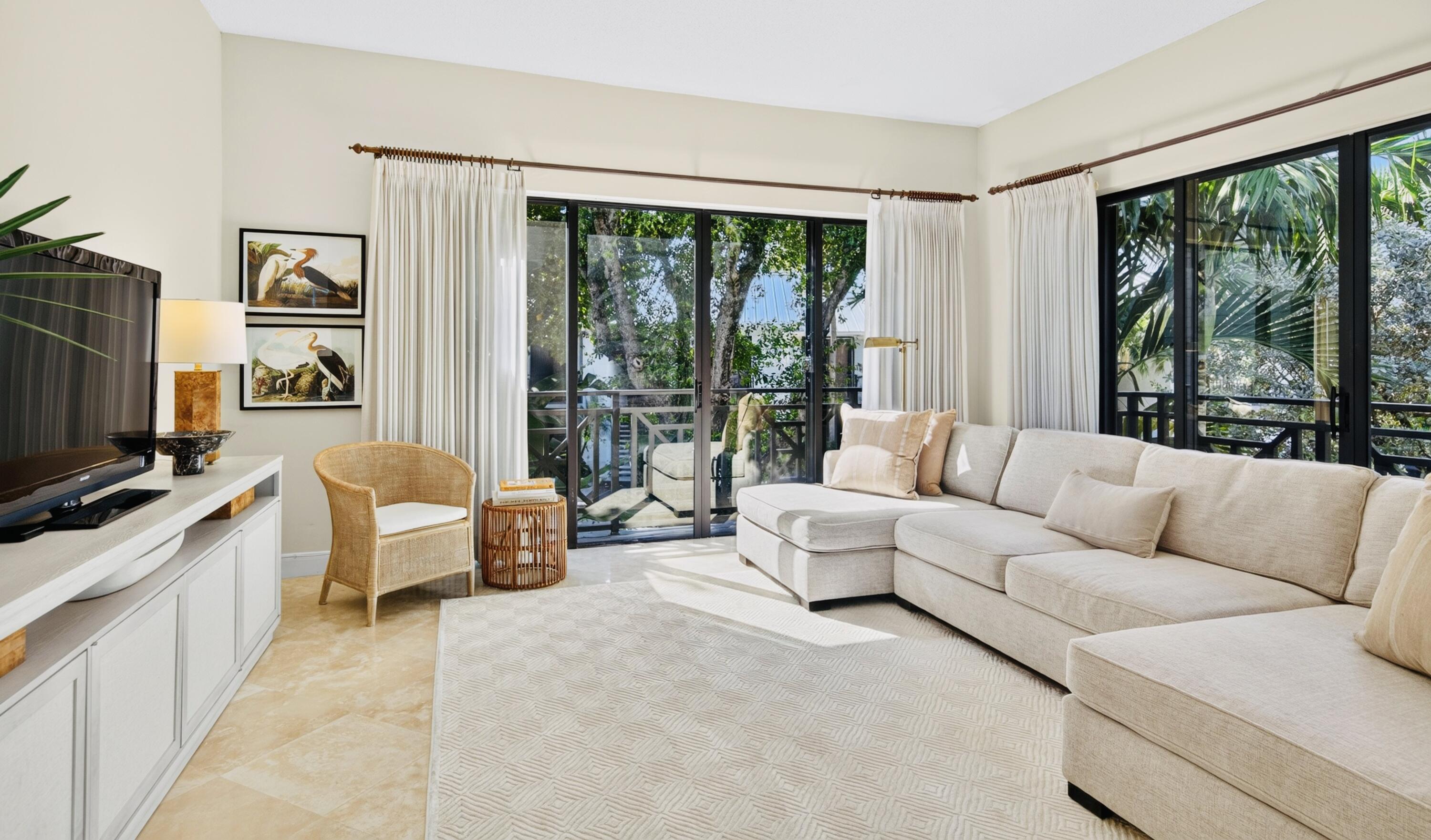 1662 S Ocean Lane 259 Property Photo 1
