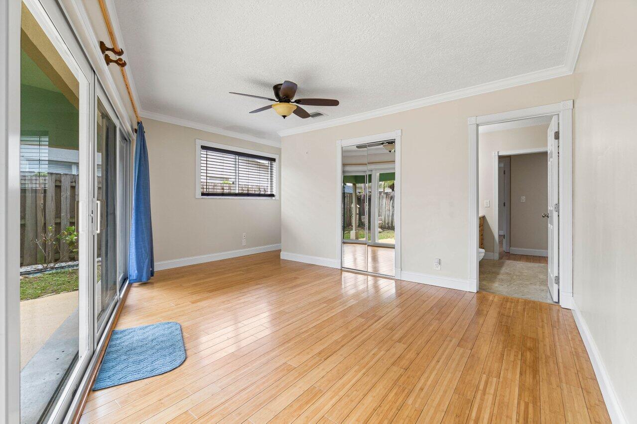 712 Ne 23rd Avenue Property Photo 15