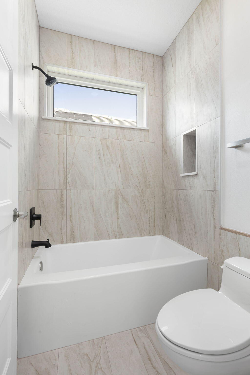 116 Longview Way N Property Photo 45