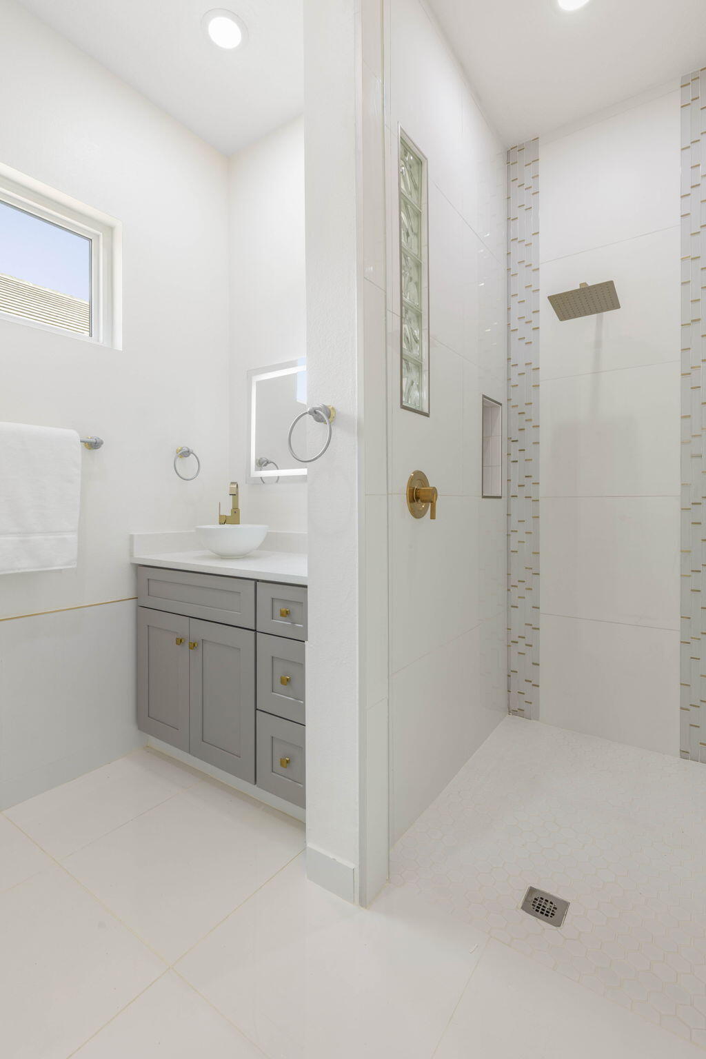 116 Longview Way N Property Photo 48