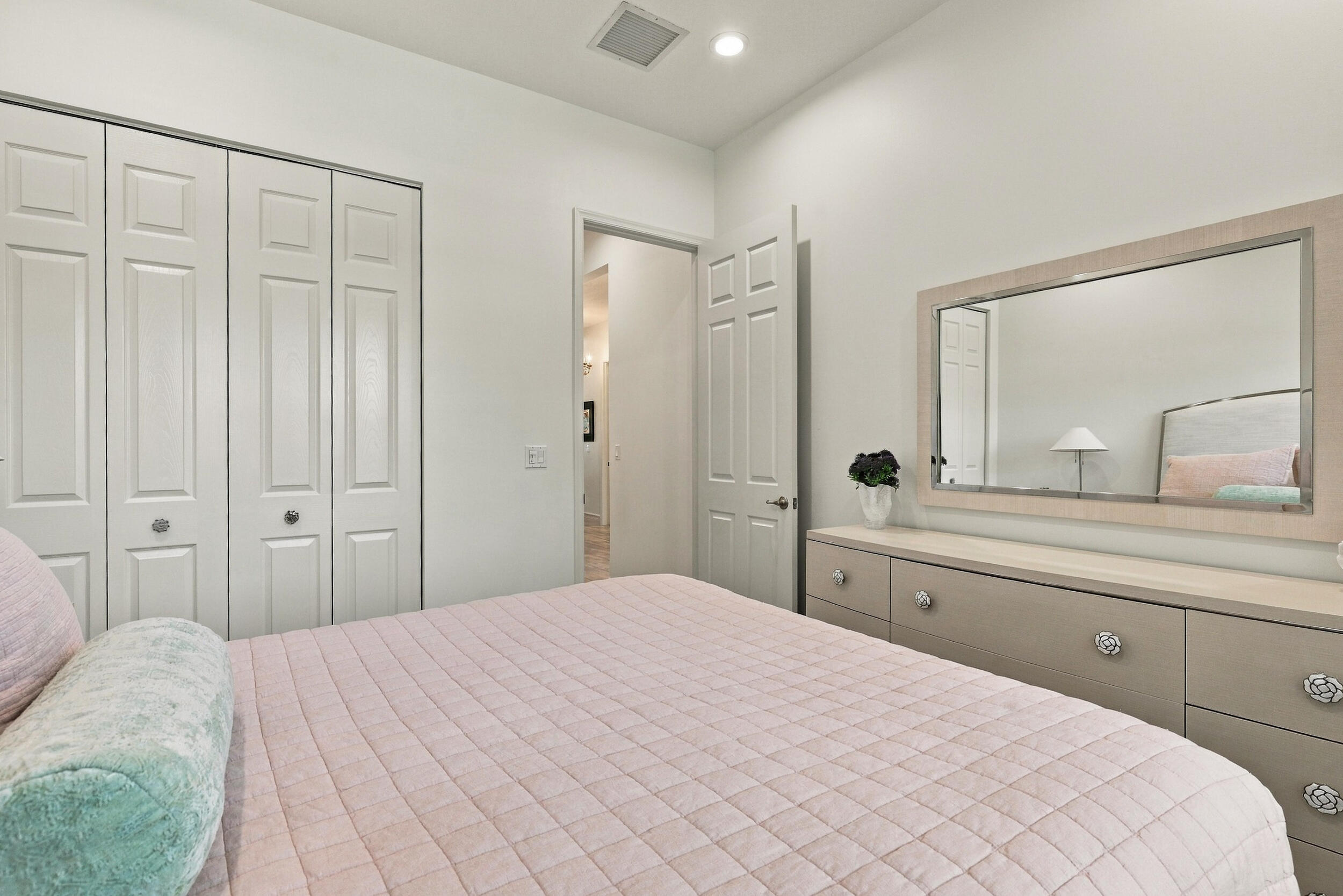 8150 Pikes Peak Avenue Property Photo 25