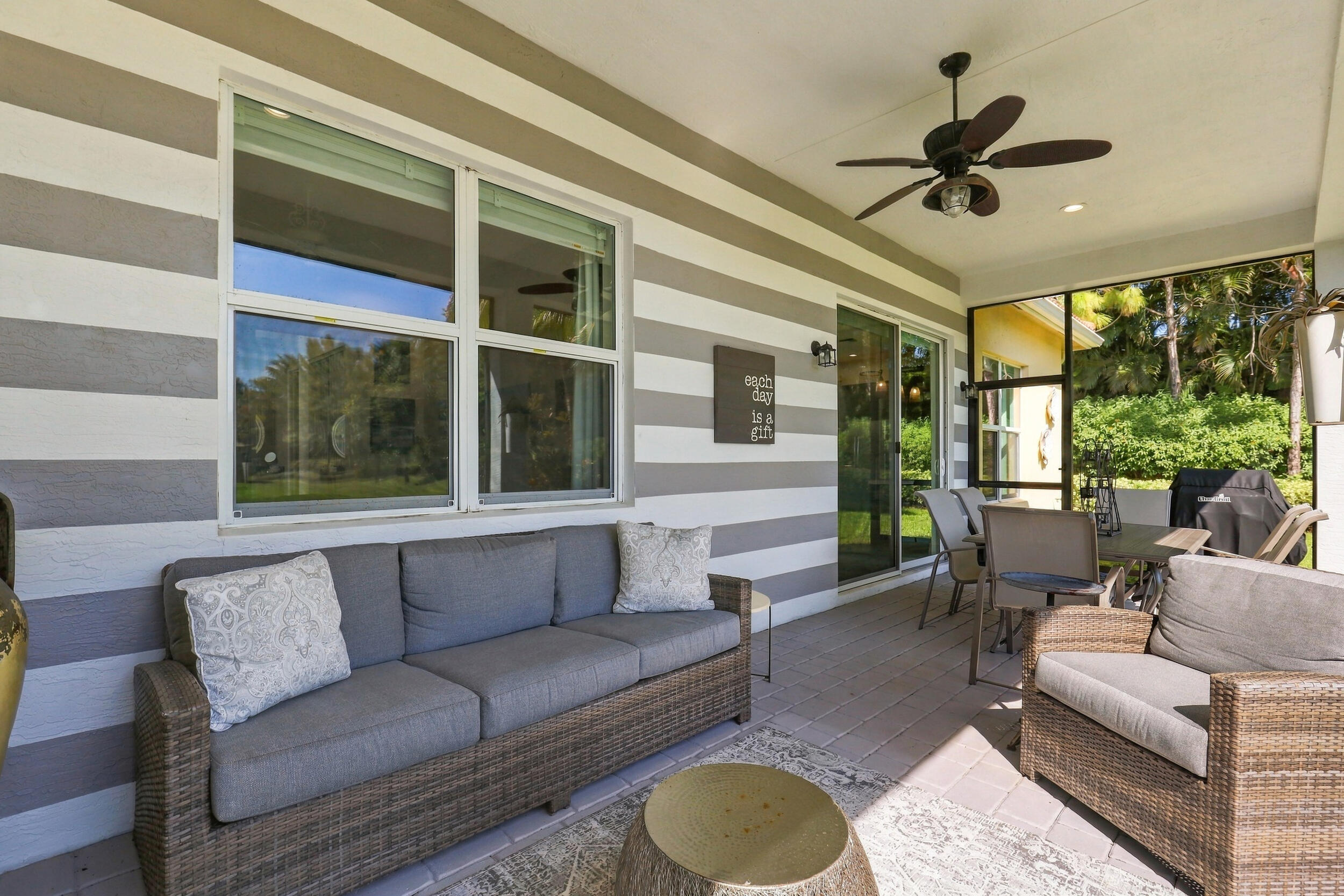 8150 Pikes Peak Avenue Property Photo 30