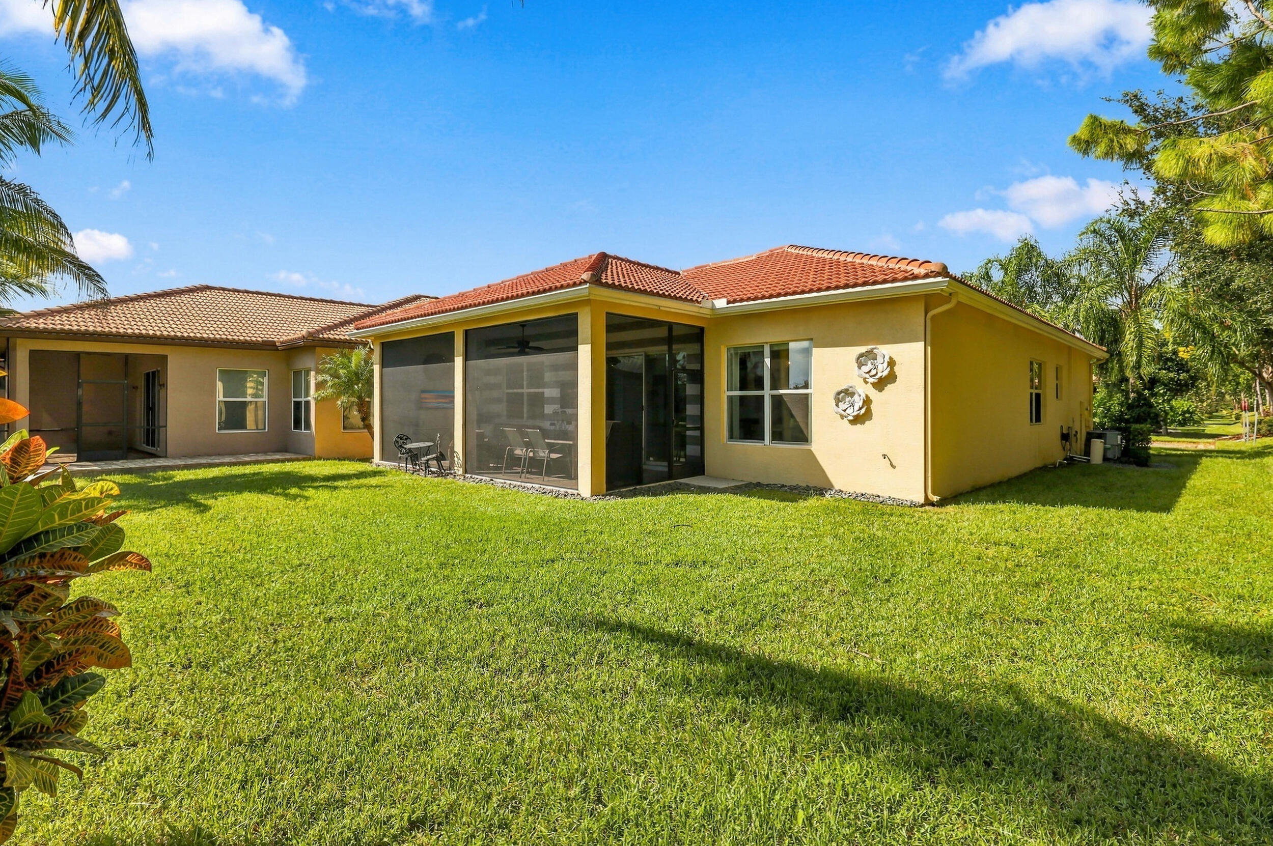 8150 Pikes Peak Avenue Property Photo 37