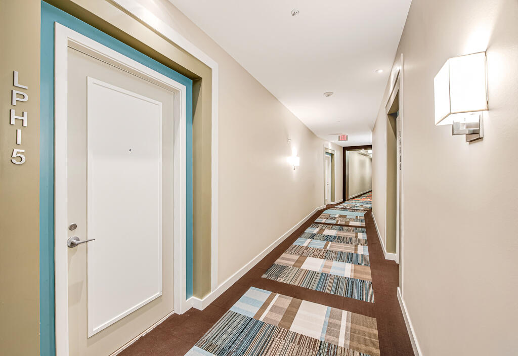 550 Okeechobee Boulevard Lph-15 Property Photo 4
