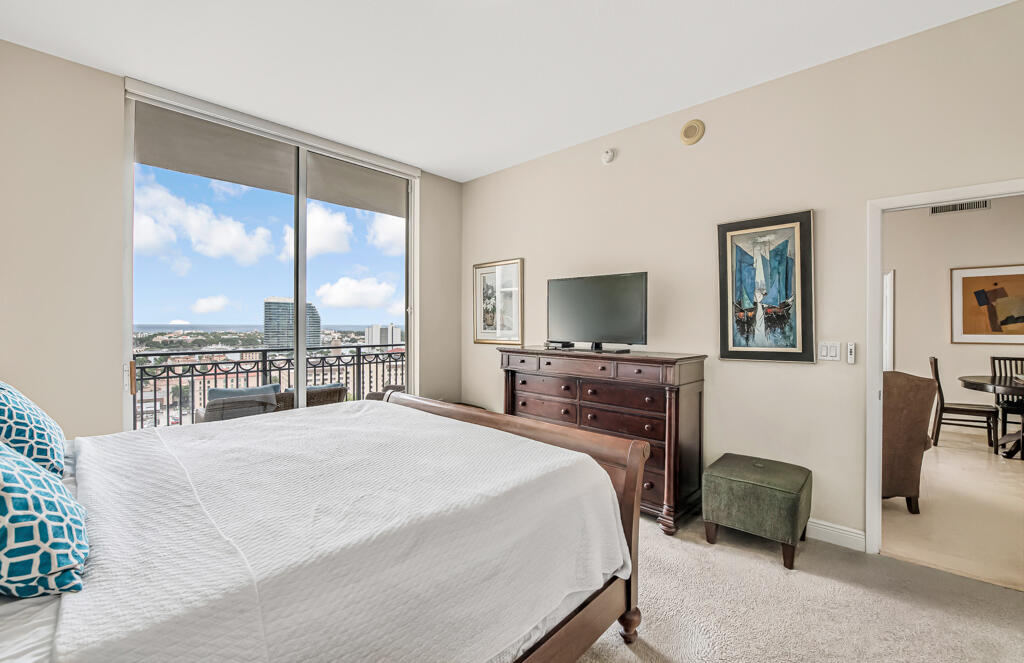 550 Okeechobee Boulevard Lph-15 Property Photo 17