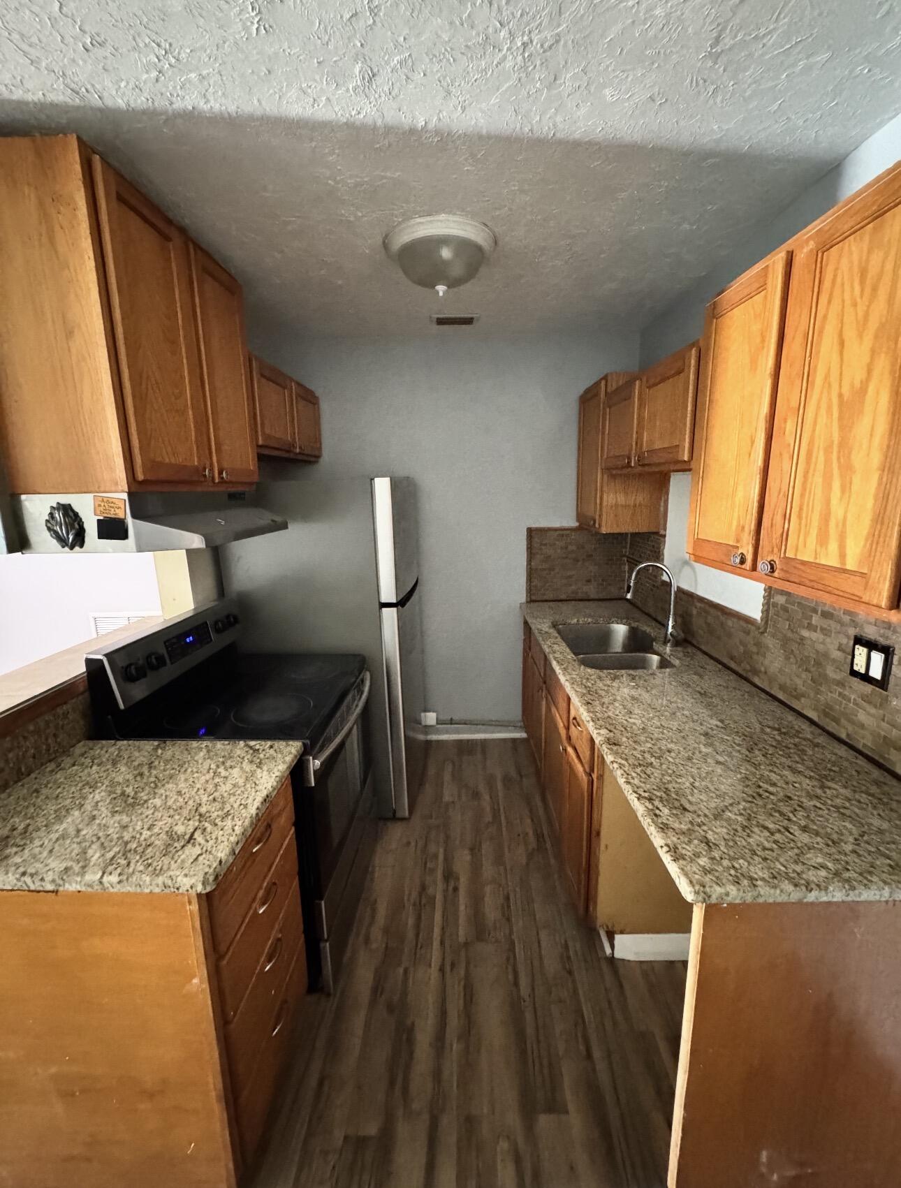 3235 Ocean Parkway Property Photo 7