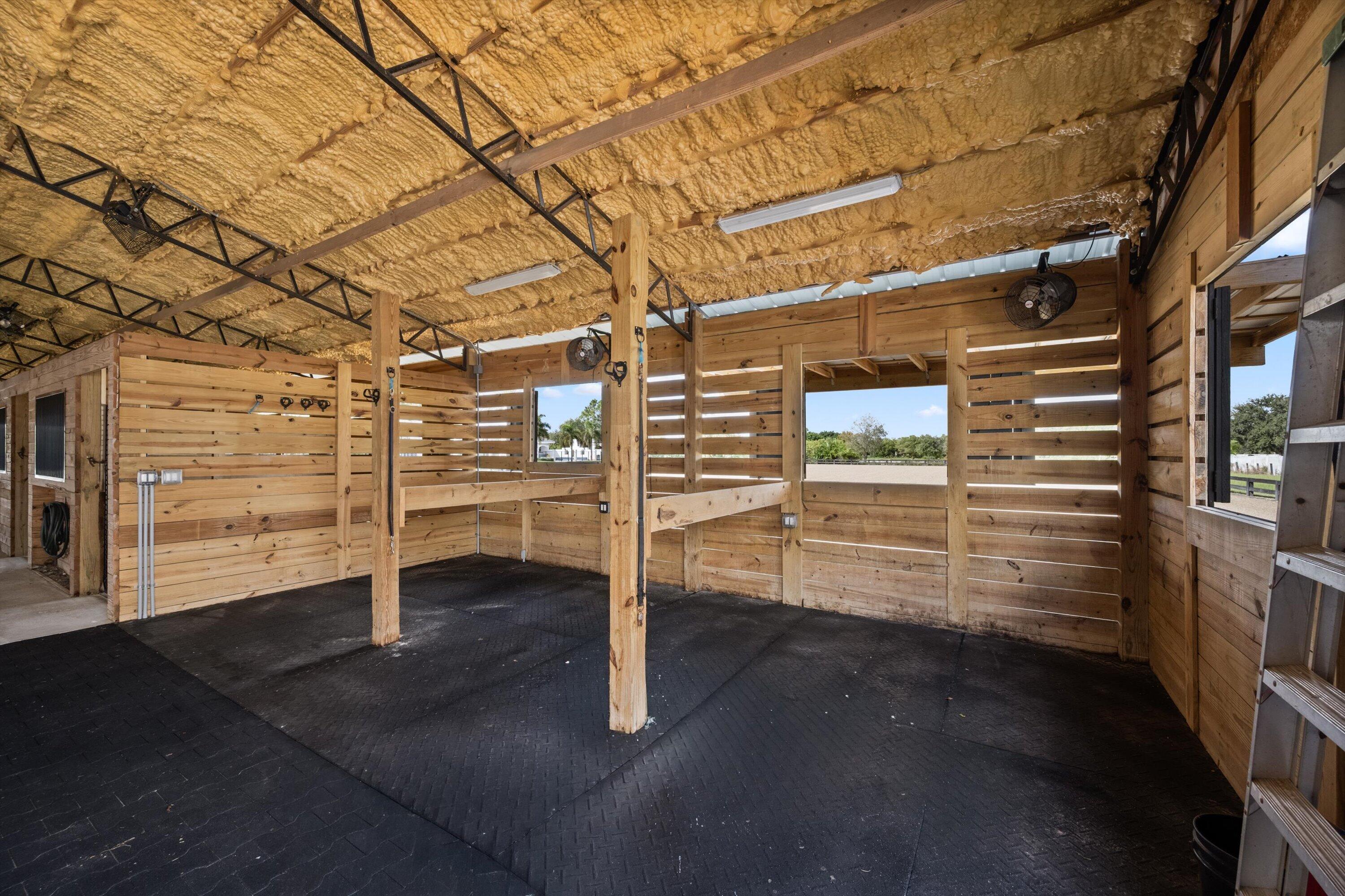 16381 Hollow Tree Lane Property Photo 8