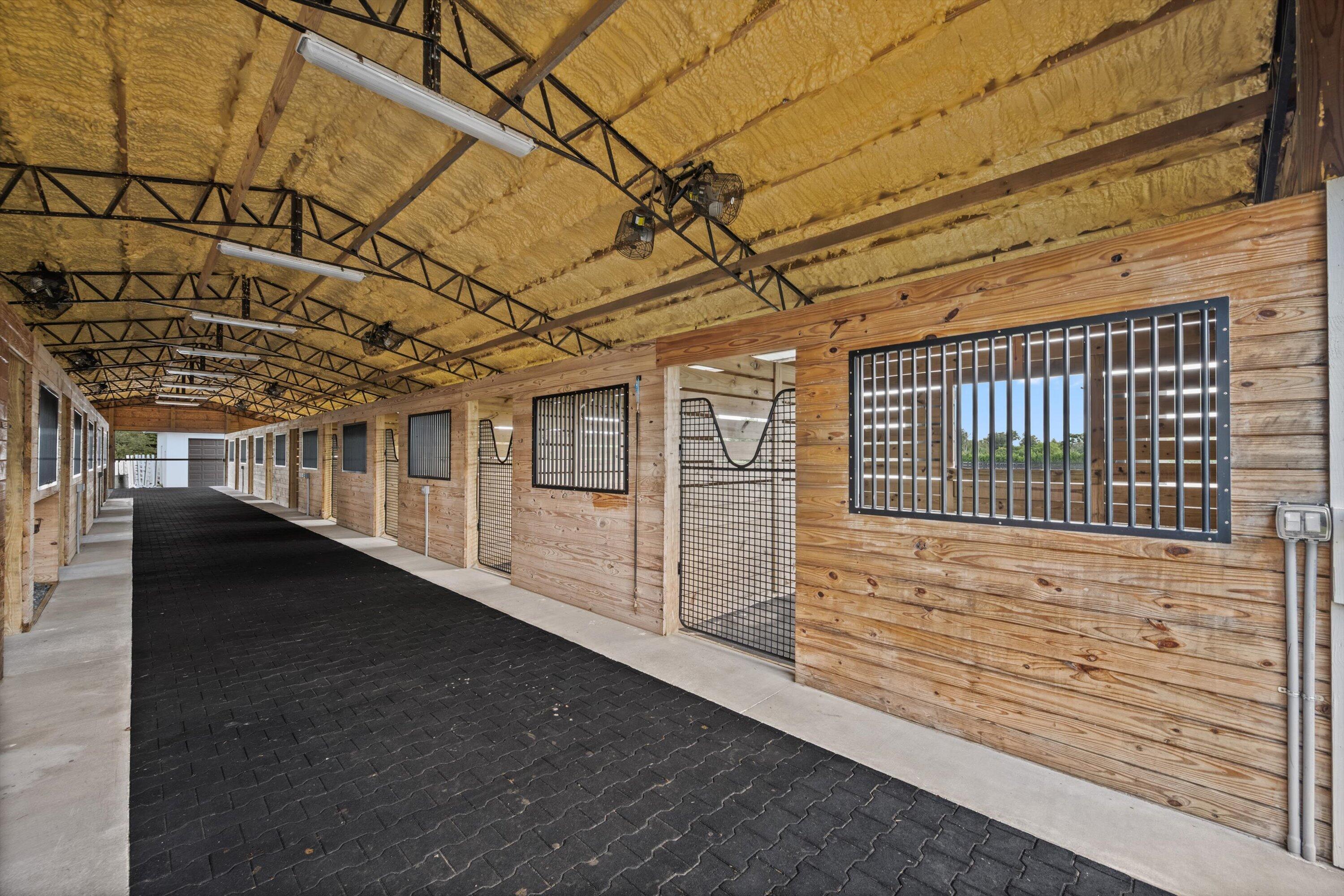 16381 Hollow Tree Lane Property Photo 10