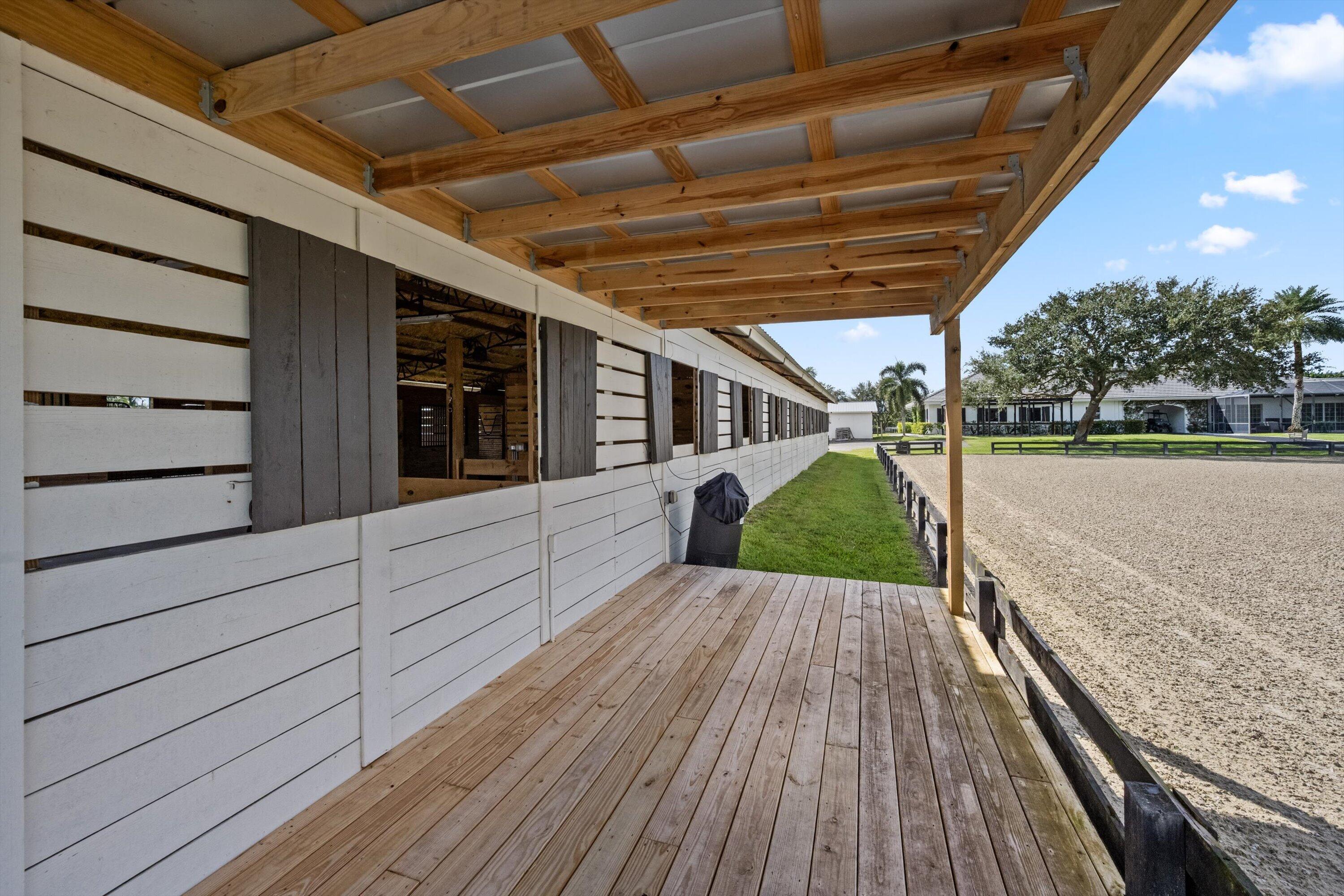 16381 Hollow Tree Lane Property Photo 12