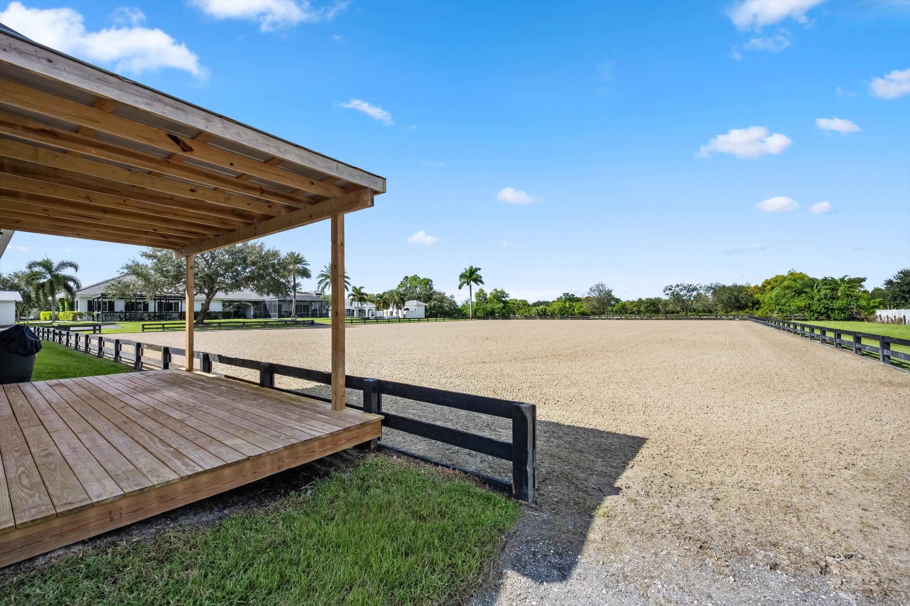16381 Hollow Tree Lane Property Photo 13
