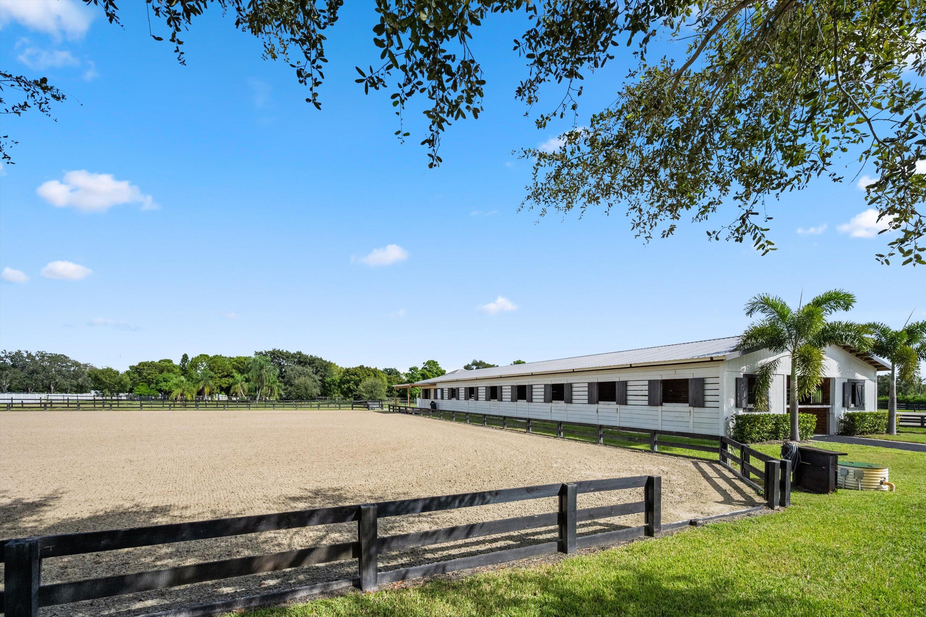 16381 Hollow Tree Lane Property Photo 16