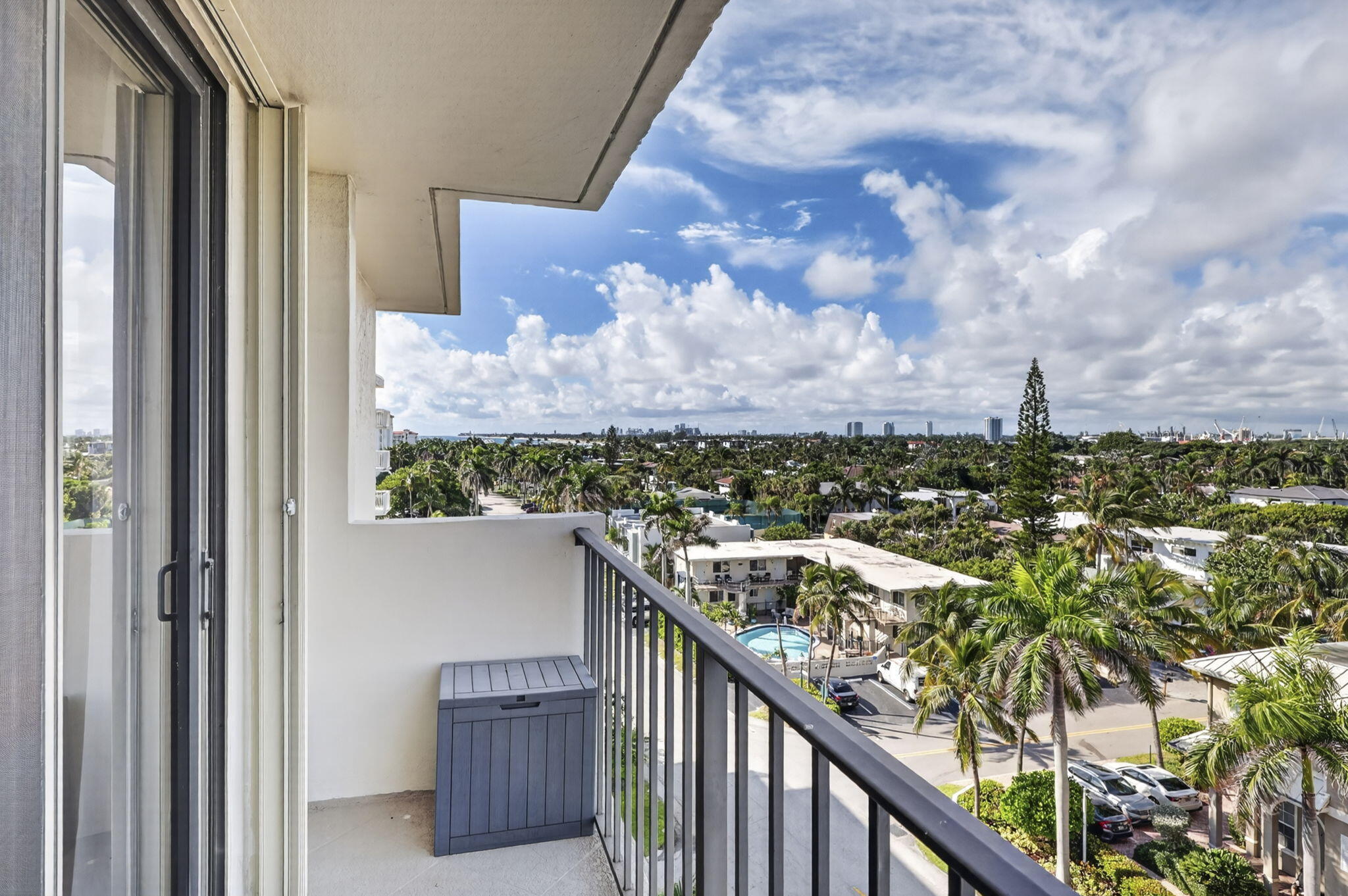 145 S Ocean 719 Property Photo 32