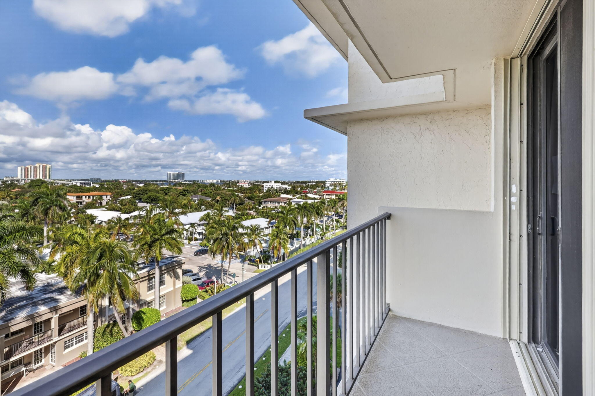 145 S Ocean 719 Property Photo 42