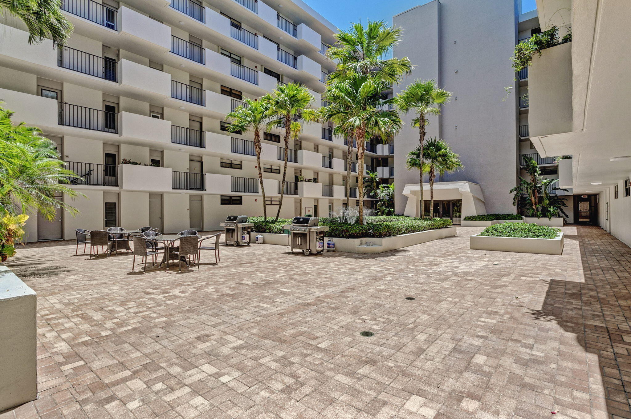 145 S Ocean 719 Property Photo 89