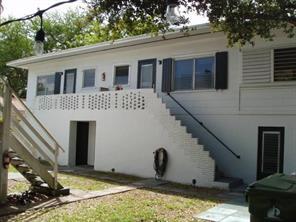 543 SW 14TH Avenue 2 Property Photo 1