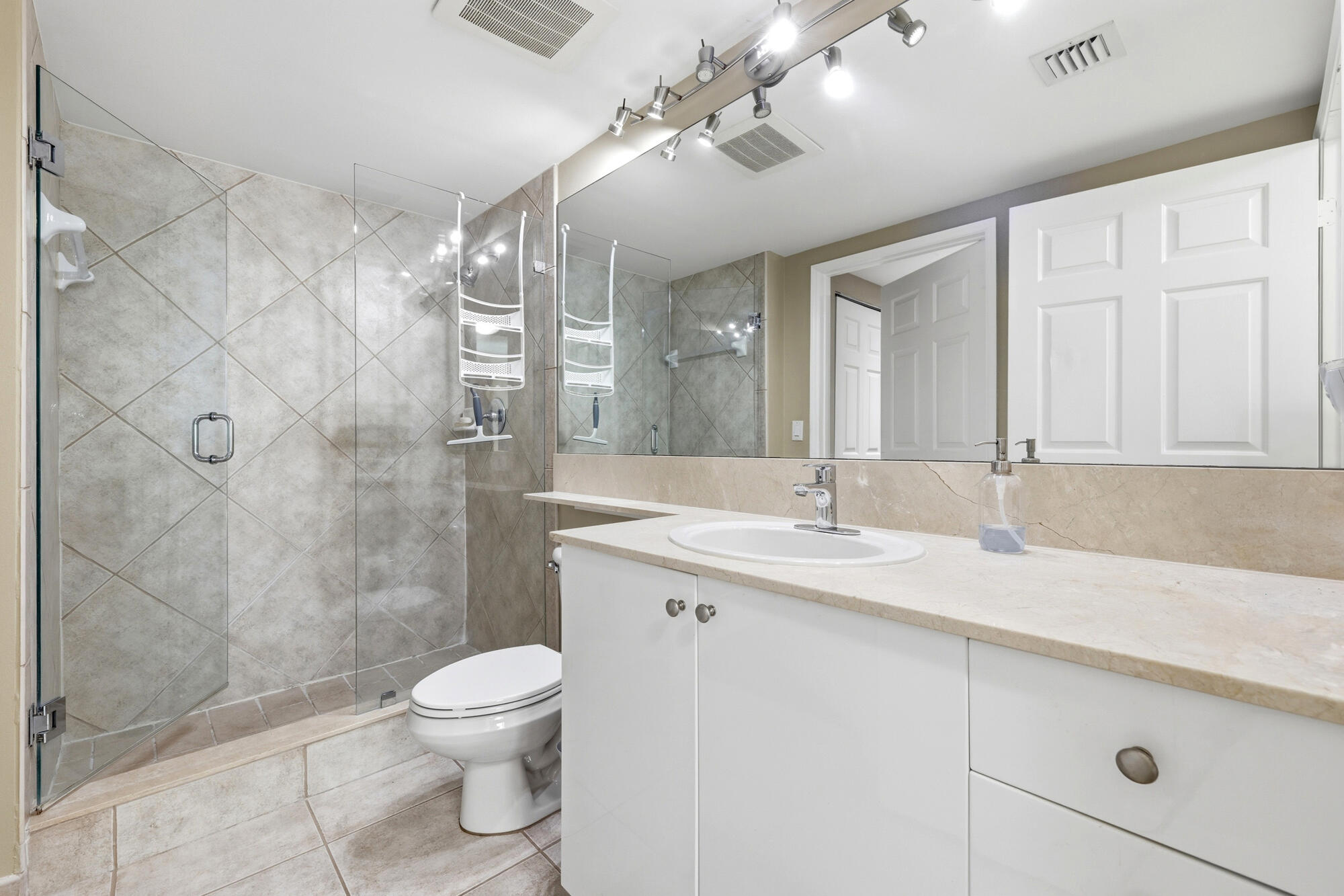 700 E Boynton Beach Boulevard Property Photo 23