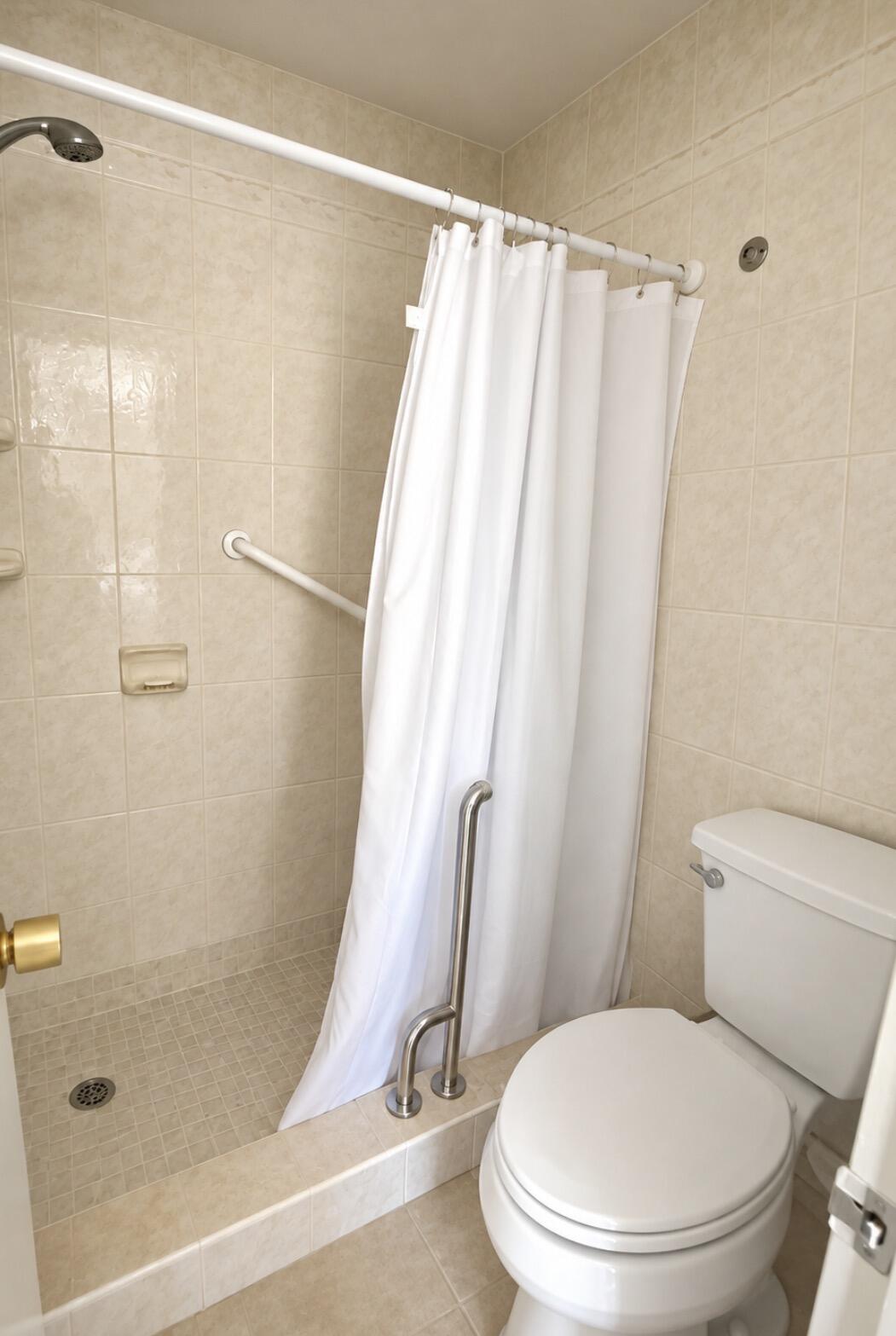 220 Lake Dora Drive Property Photo 10