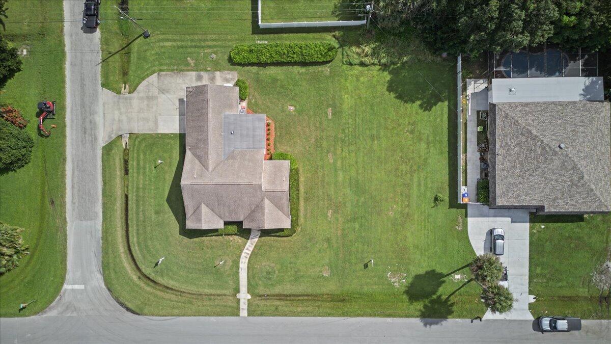 1270 29th Avenue Property Photo 1